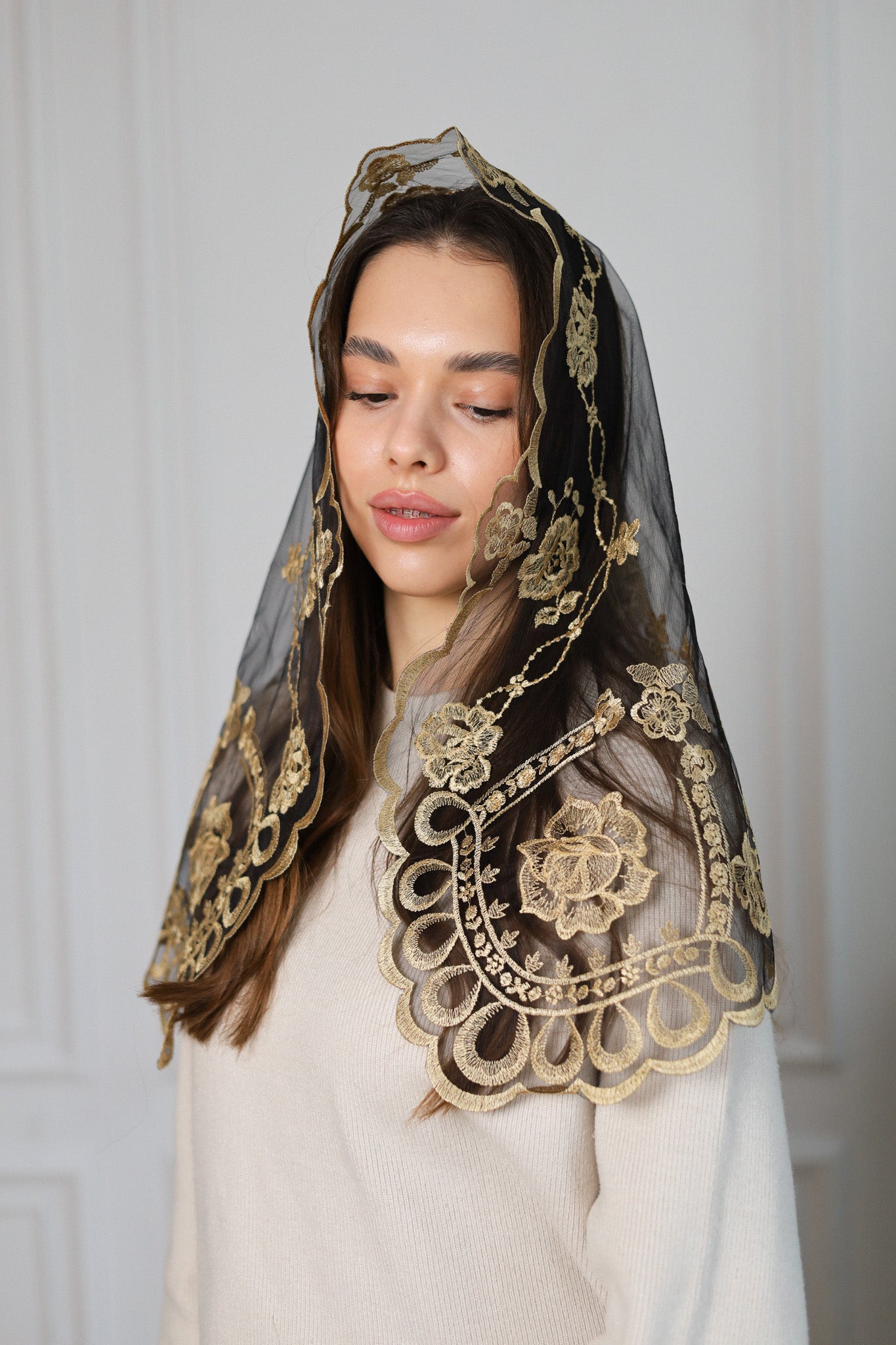 SHORT GOLD VEIL - MariaVeils