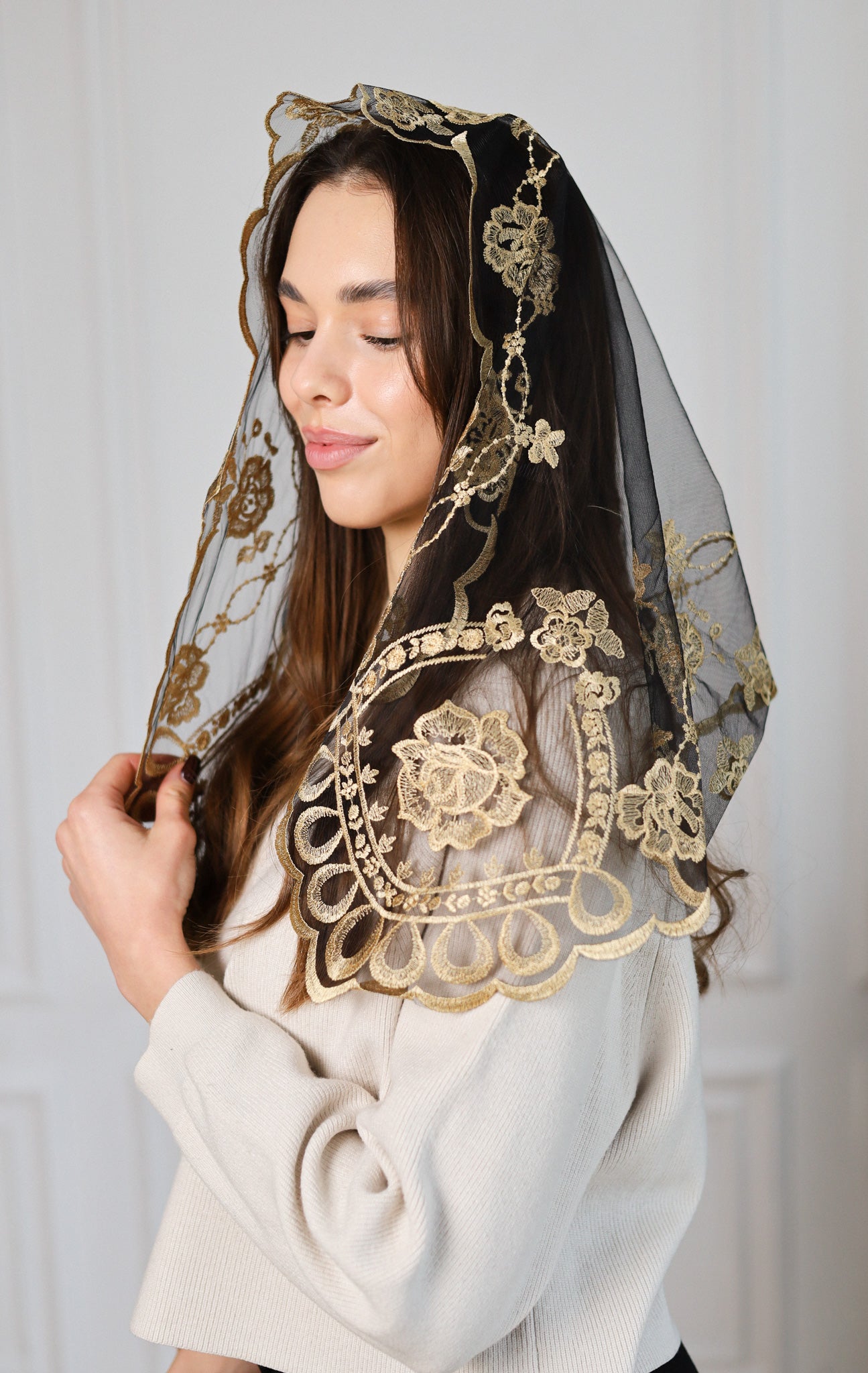 SHORT GOLD VEIL - MariaVeils