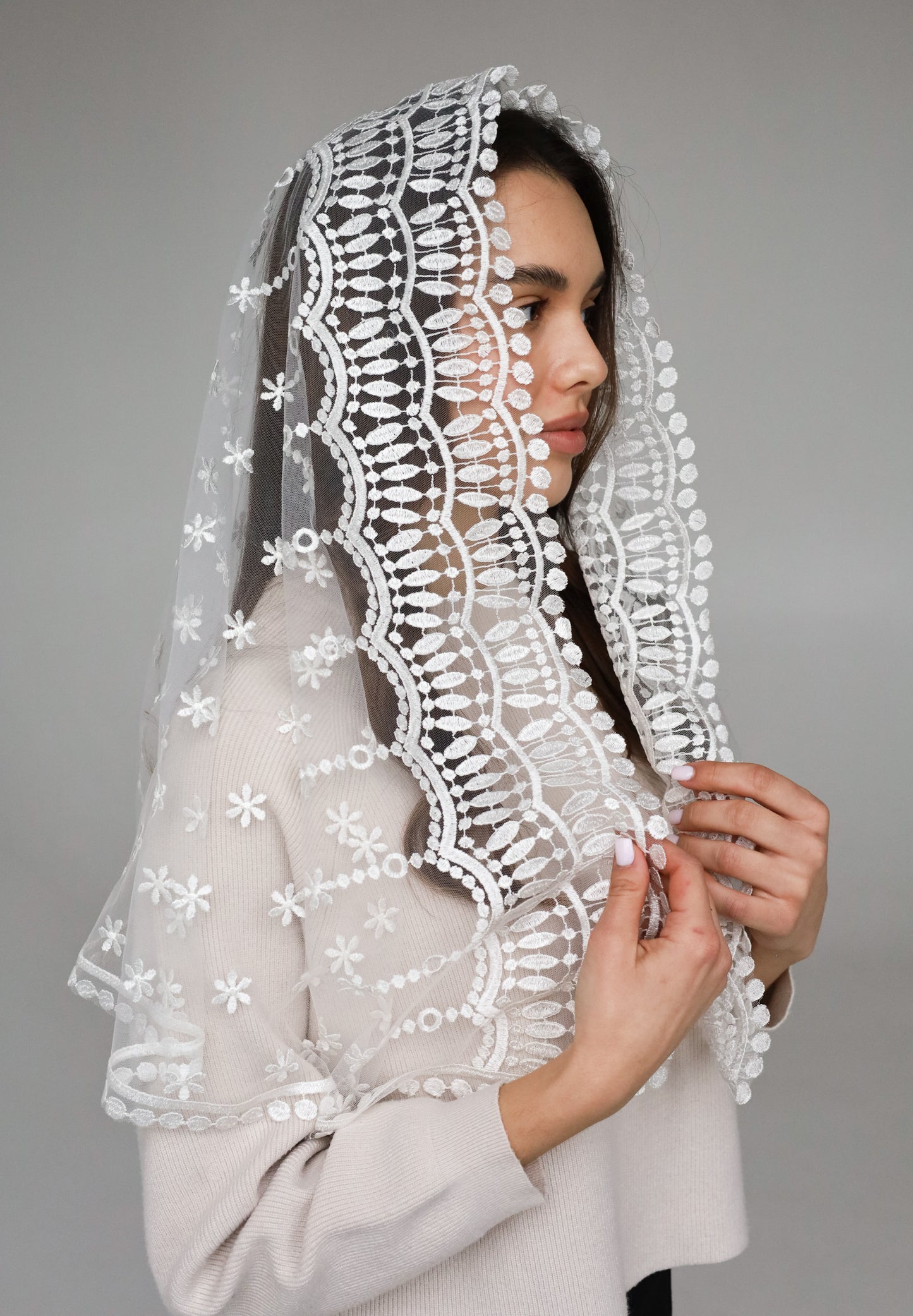 LONG IVORY MANTILLA - MariaVeils