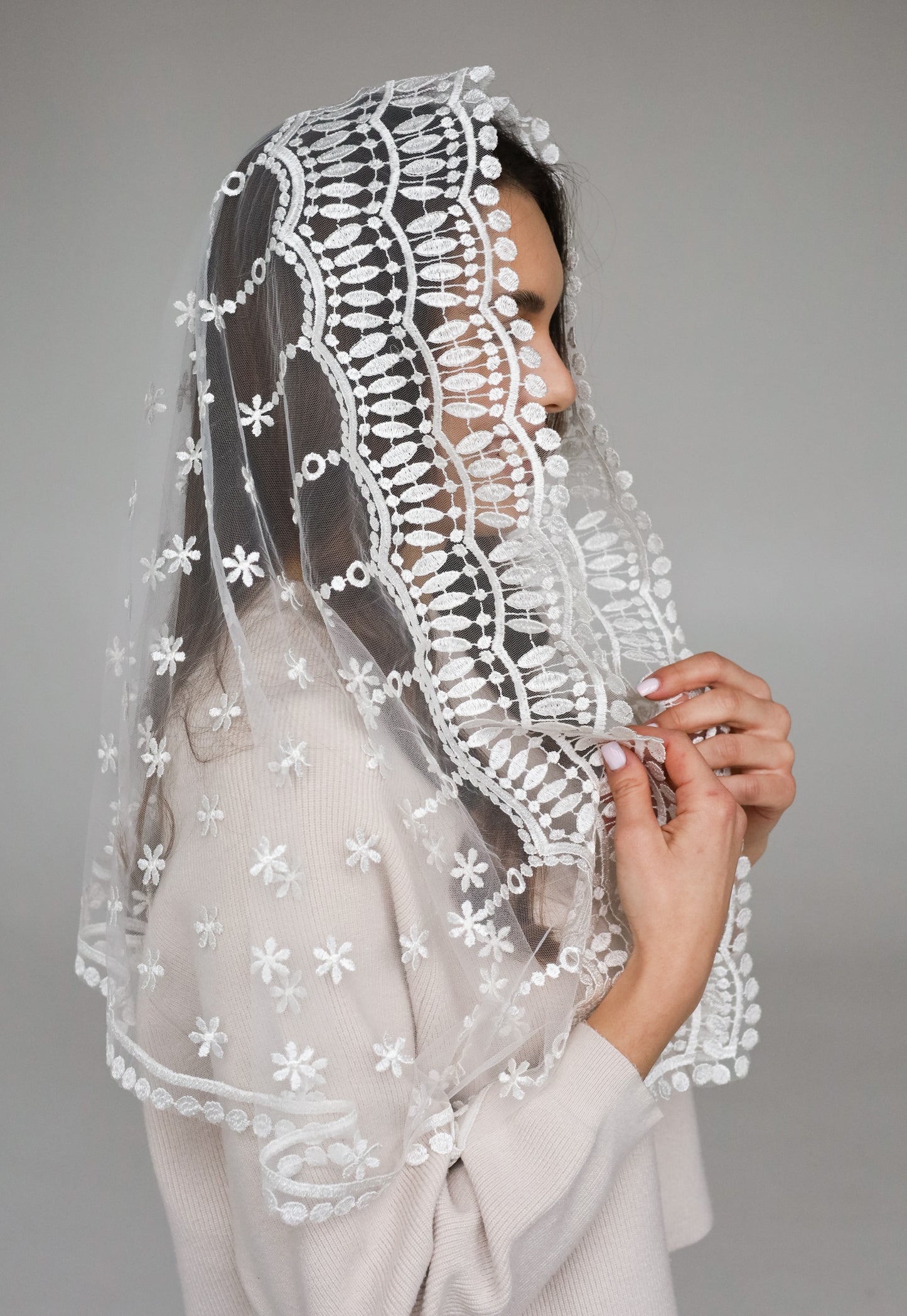 LONG IVORY MANTILLA - MariaVeils