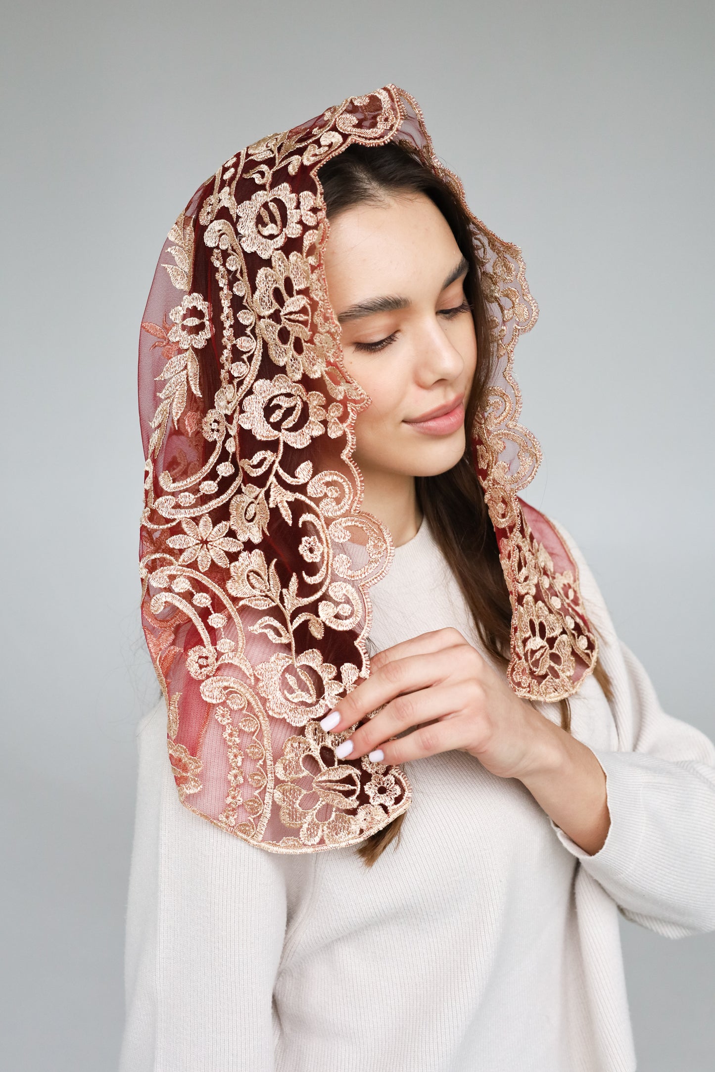 SHORT GOLD & RED VEIL - MariaVeils