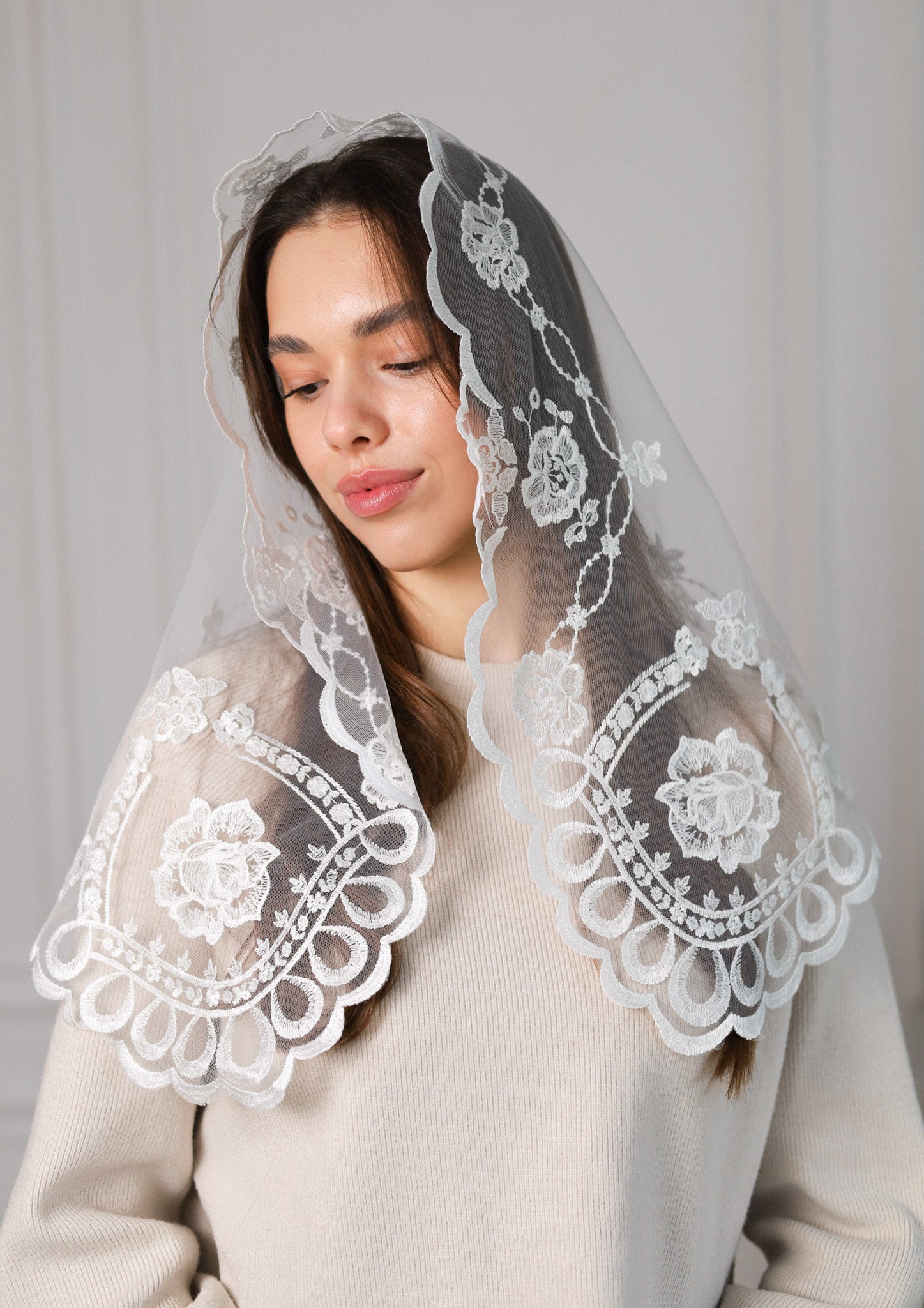SHORT IVORY VEIL - MariaVeils