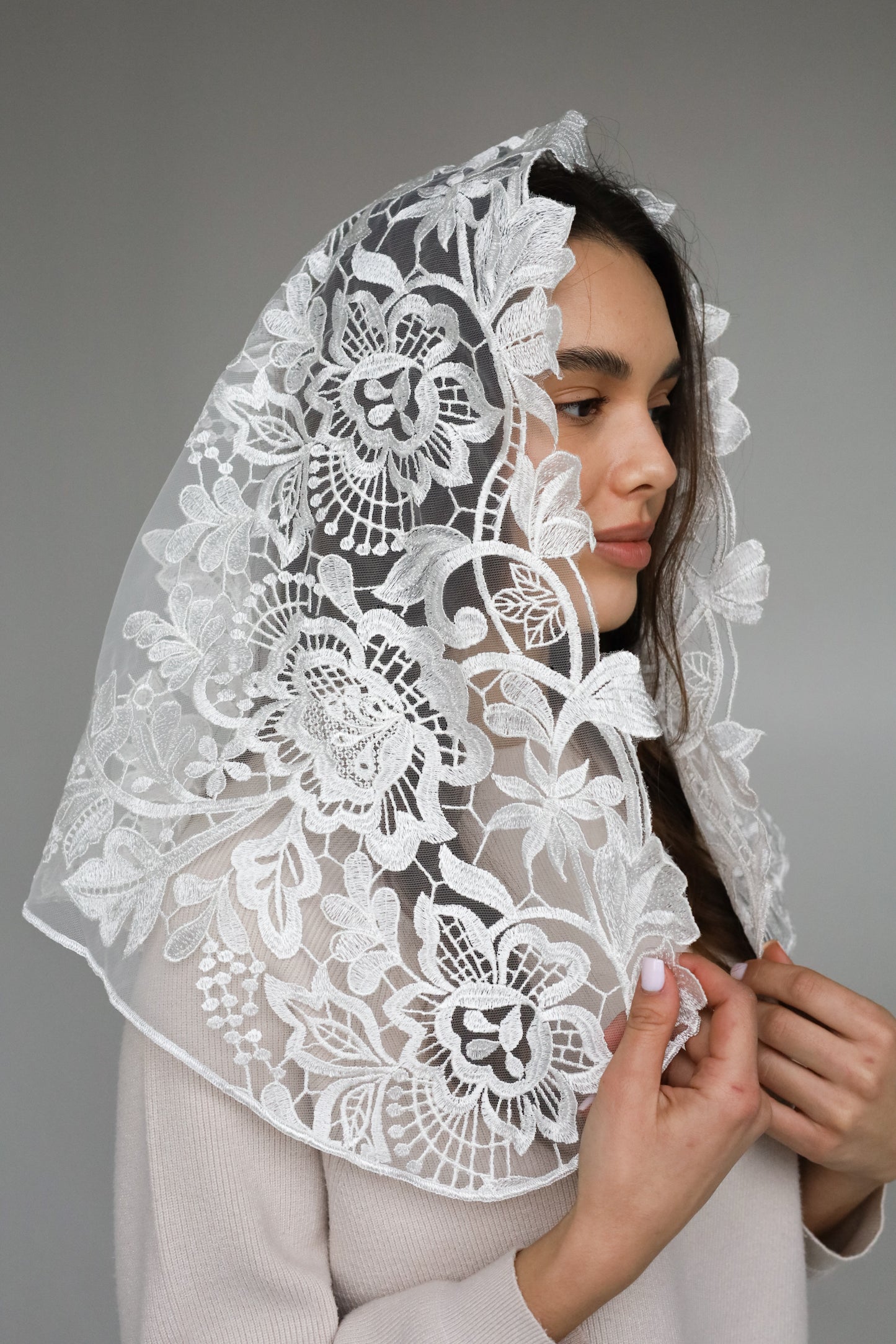 FLORAL IVORY VEIL - MariaVeils