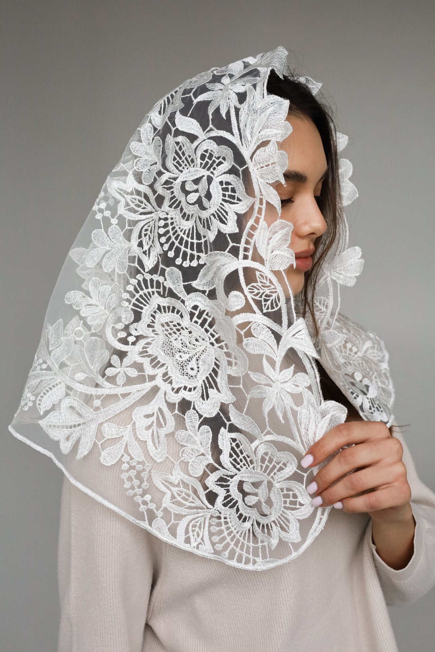 FLORAL IVORY VEIL - MariaVeils