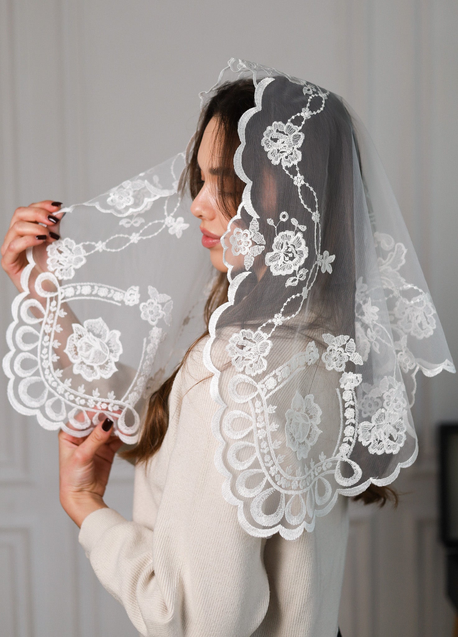 SHORT IVORY VEIL - MariaVeils