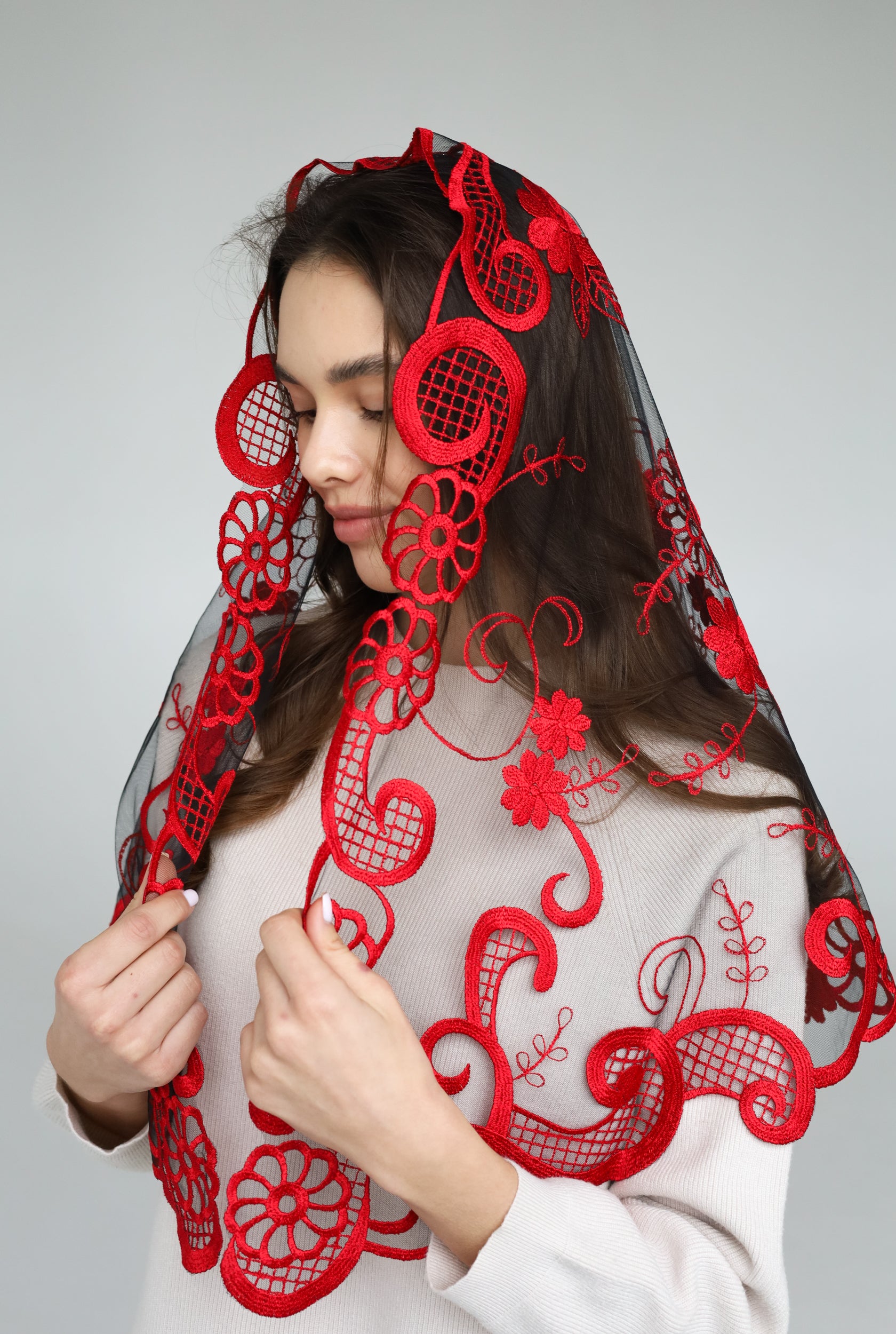 LONG FLORAL VEIL - MariaVeils
