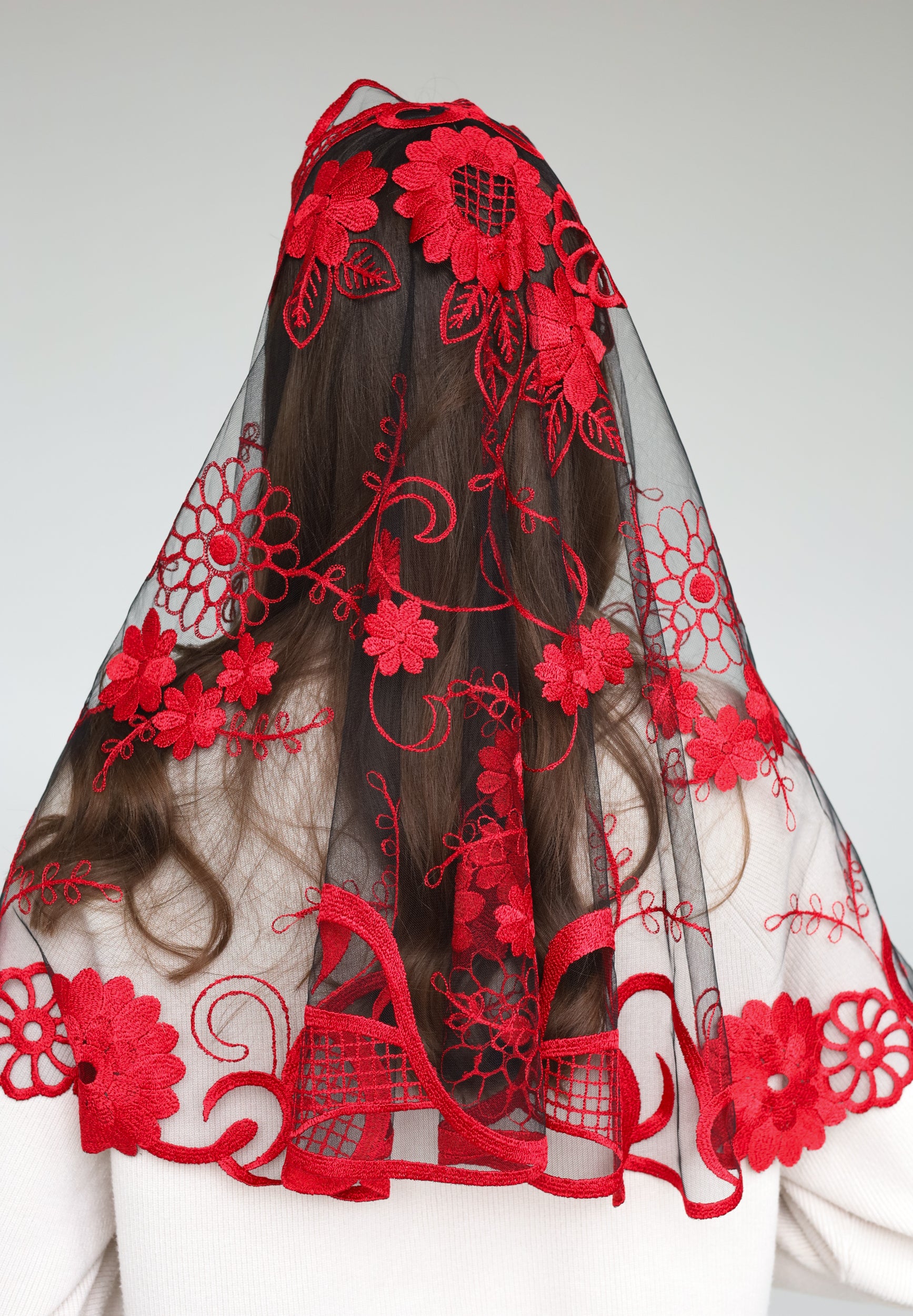 LONG FLORAL VEIL - MariaVeils