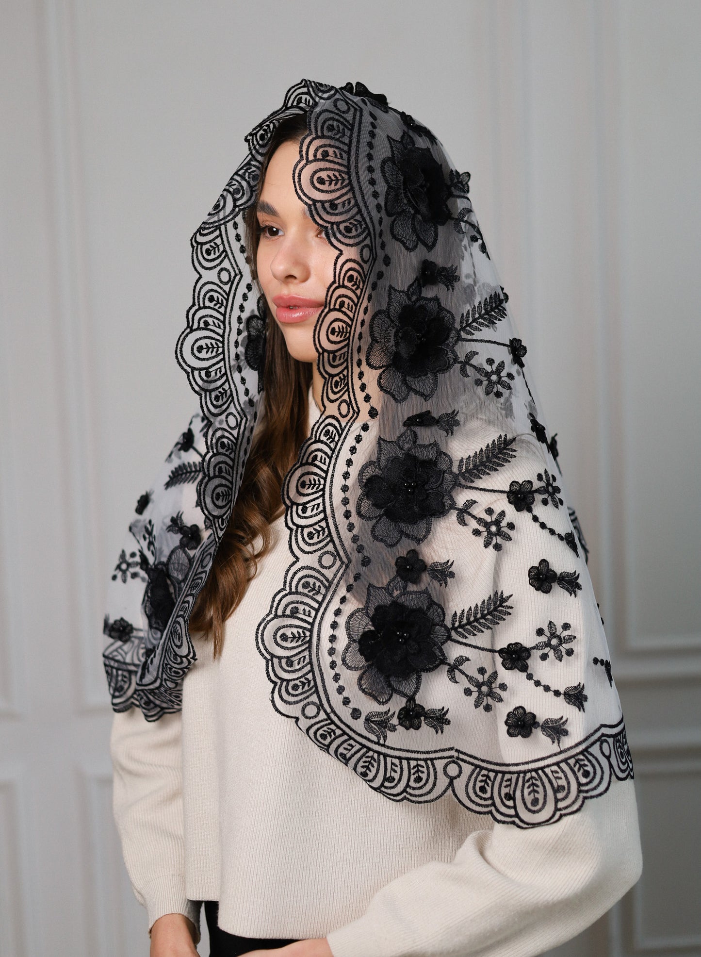 NEW BLACK 3D FLORAL VEIL - MariaVeils