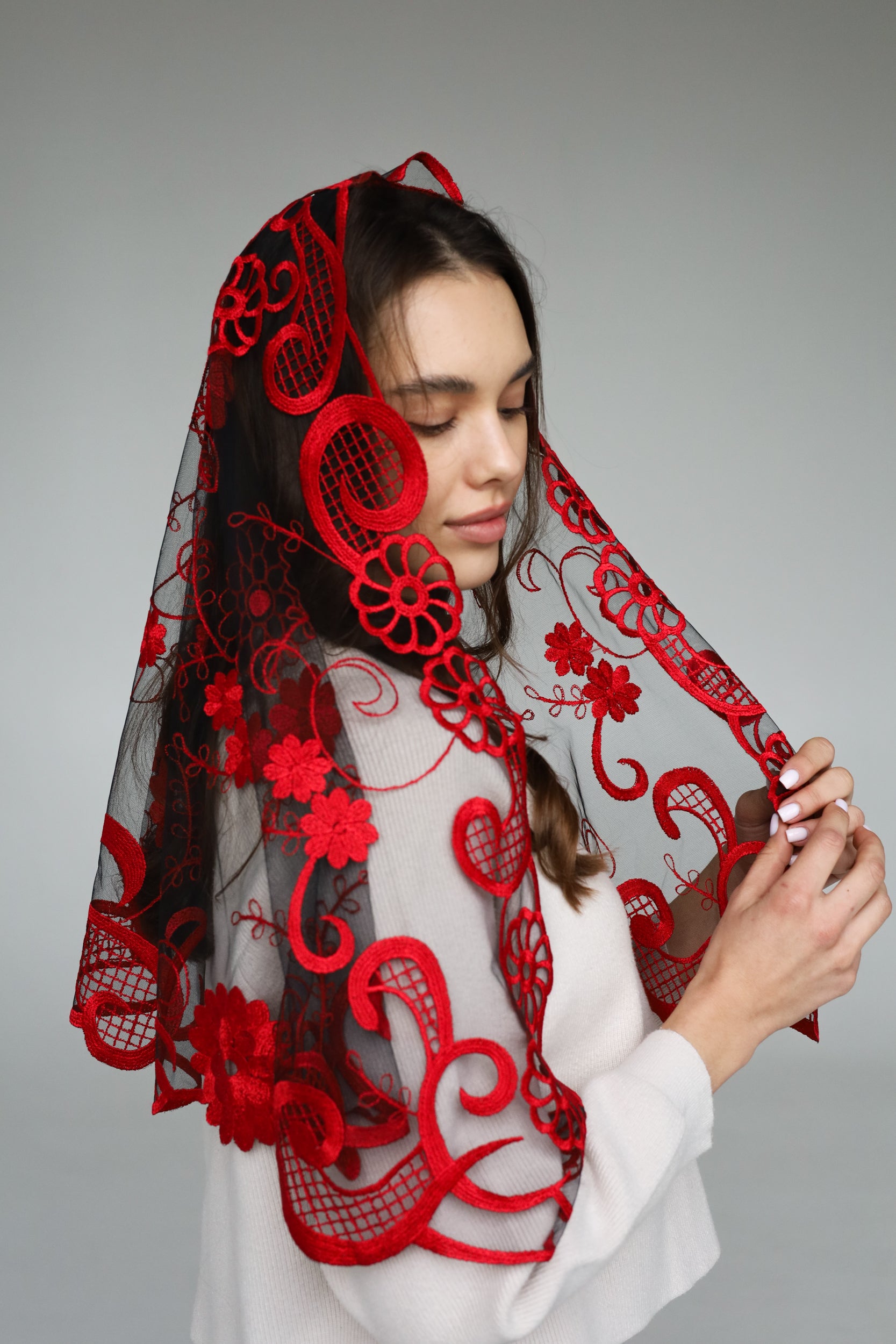 LONG FLORAL VEIL - MariaVeils