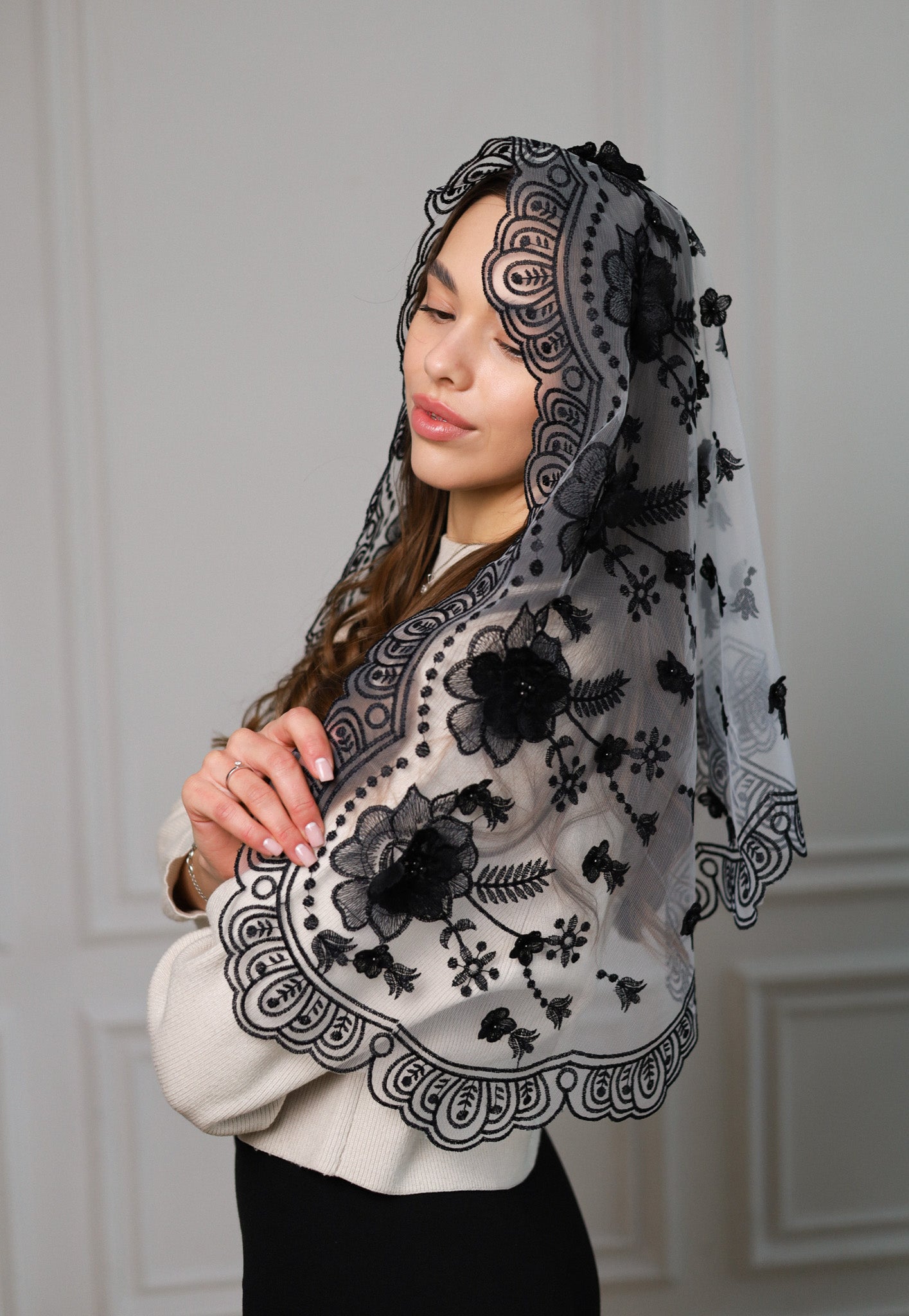 NEW BLACK 3D FLORAL VEIL - MariaVeils