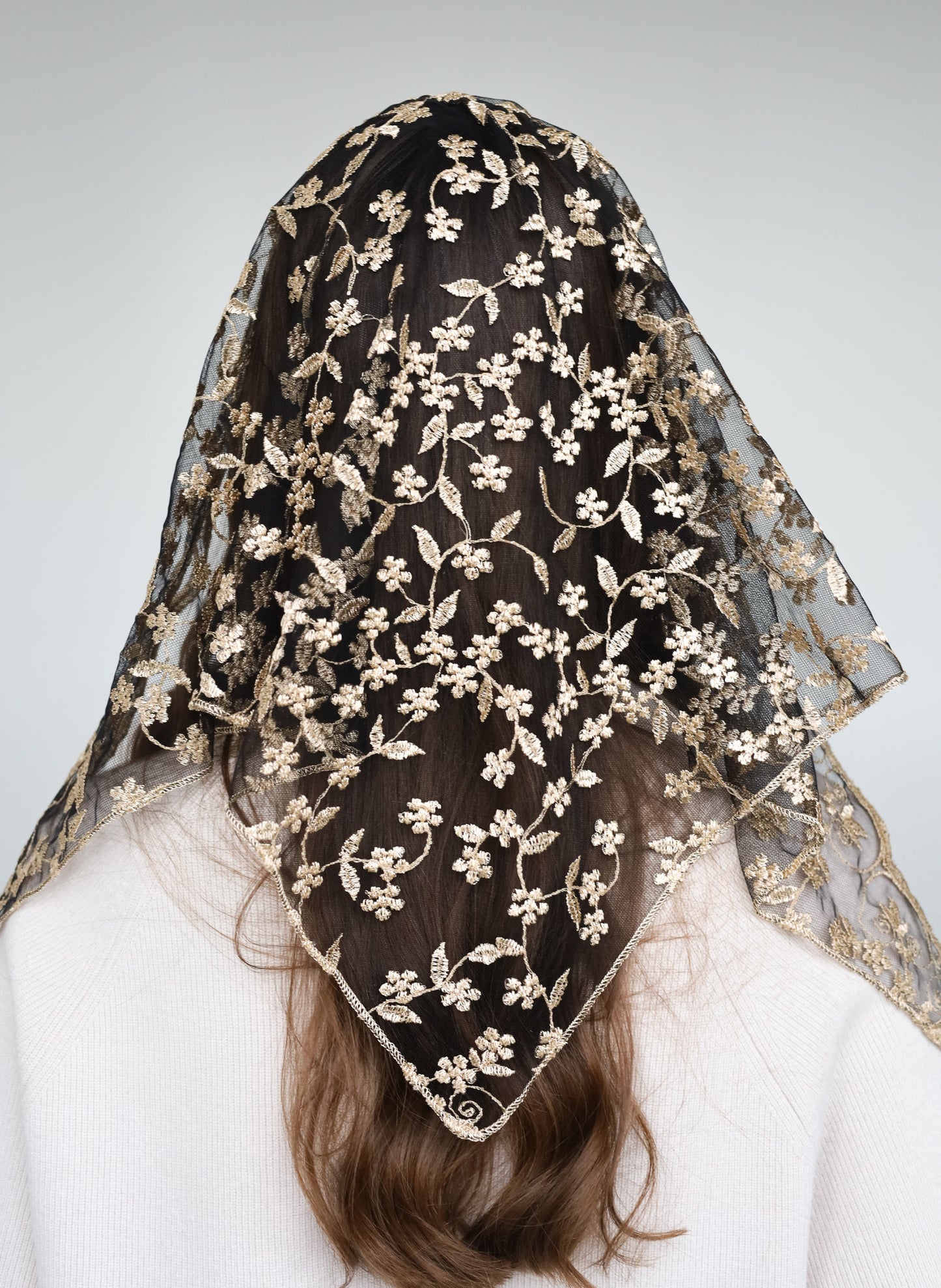 GOLD TRIANGLE VEIL - MariaVeils