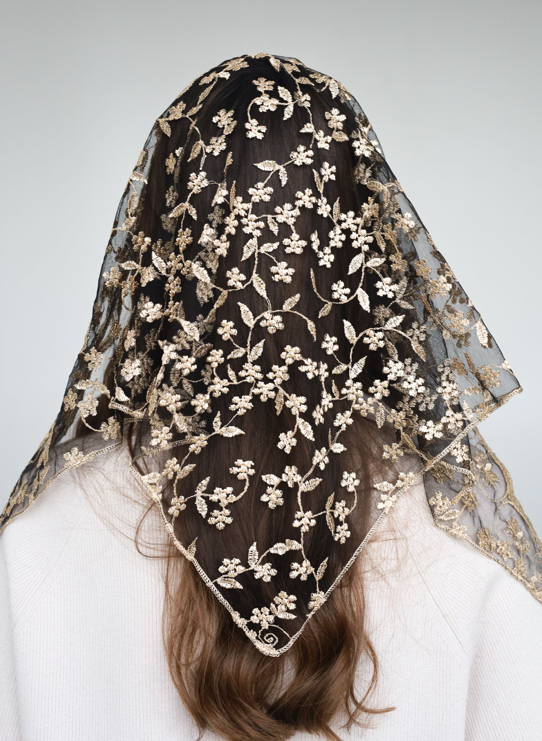 GOLD TRIANGLE VEIL - MariaVeils