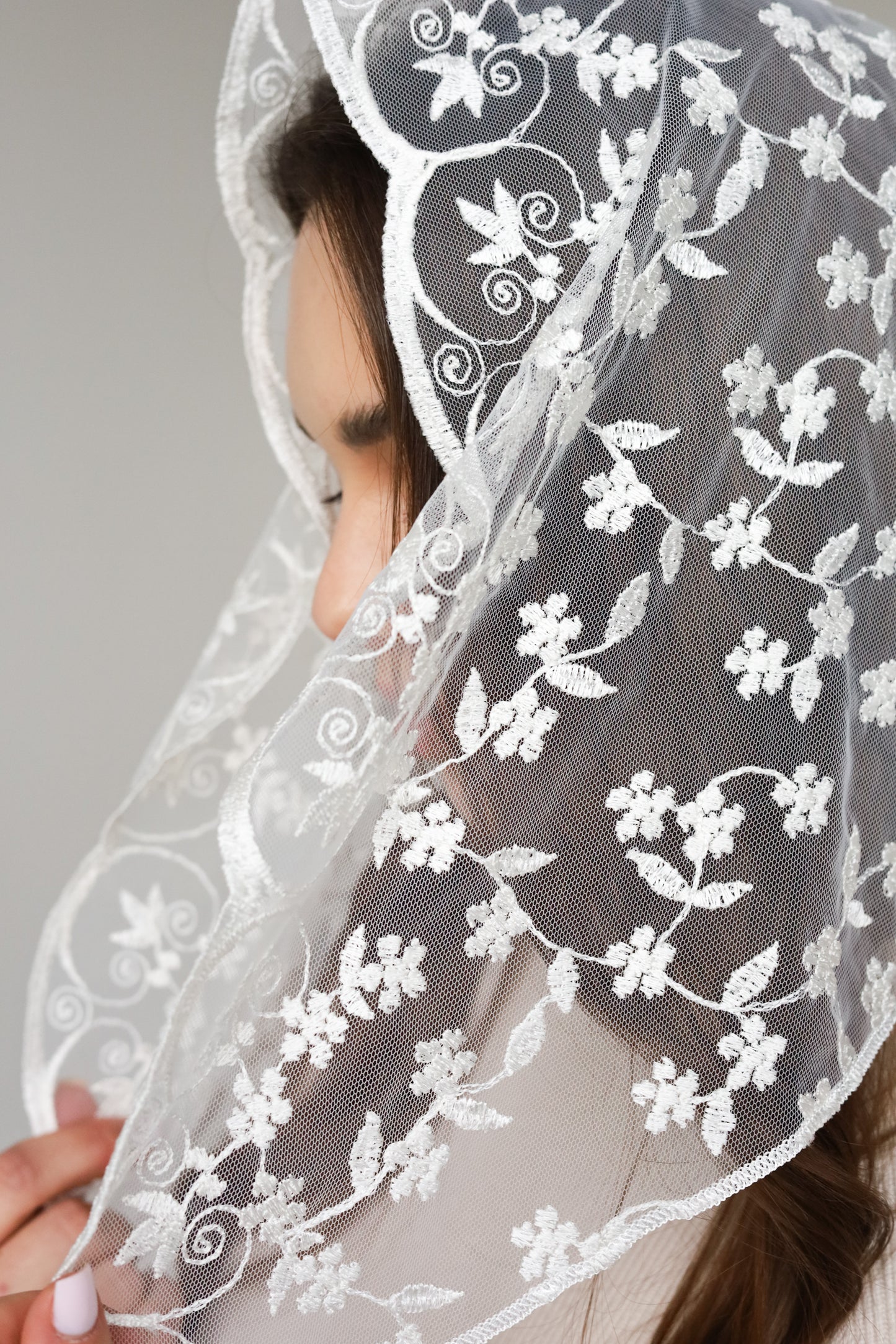 IVORY SHORT VEIL