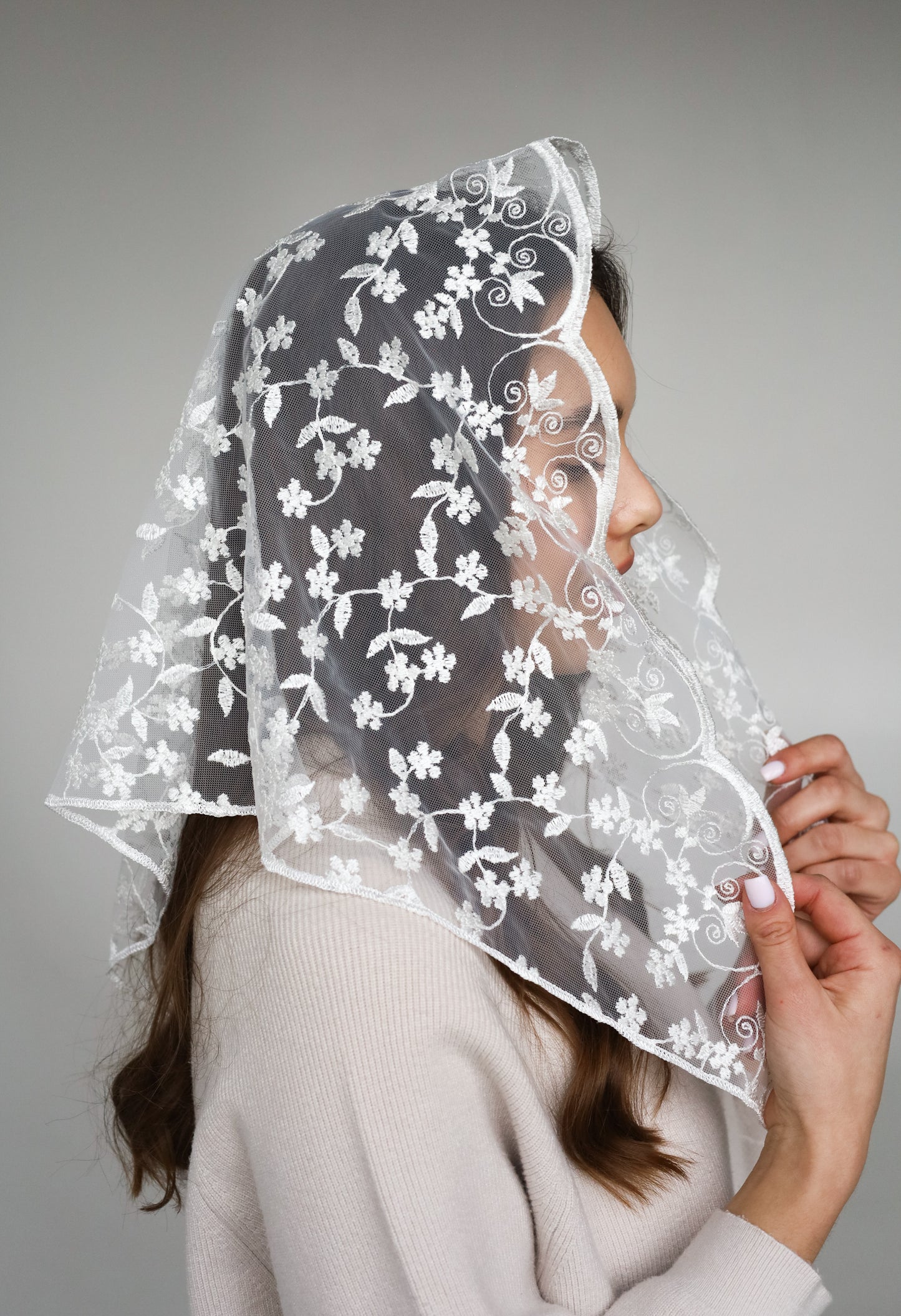 IVORY SHORT VEIL