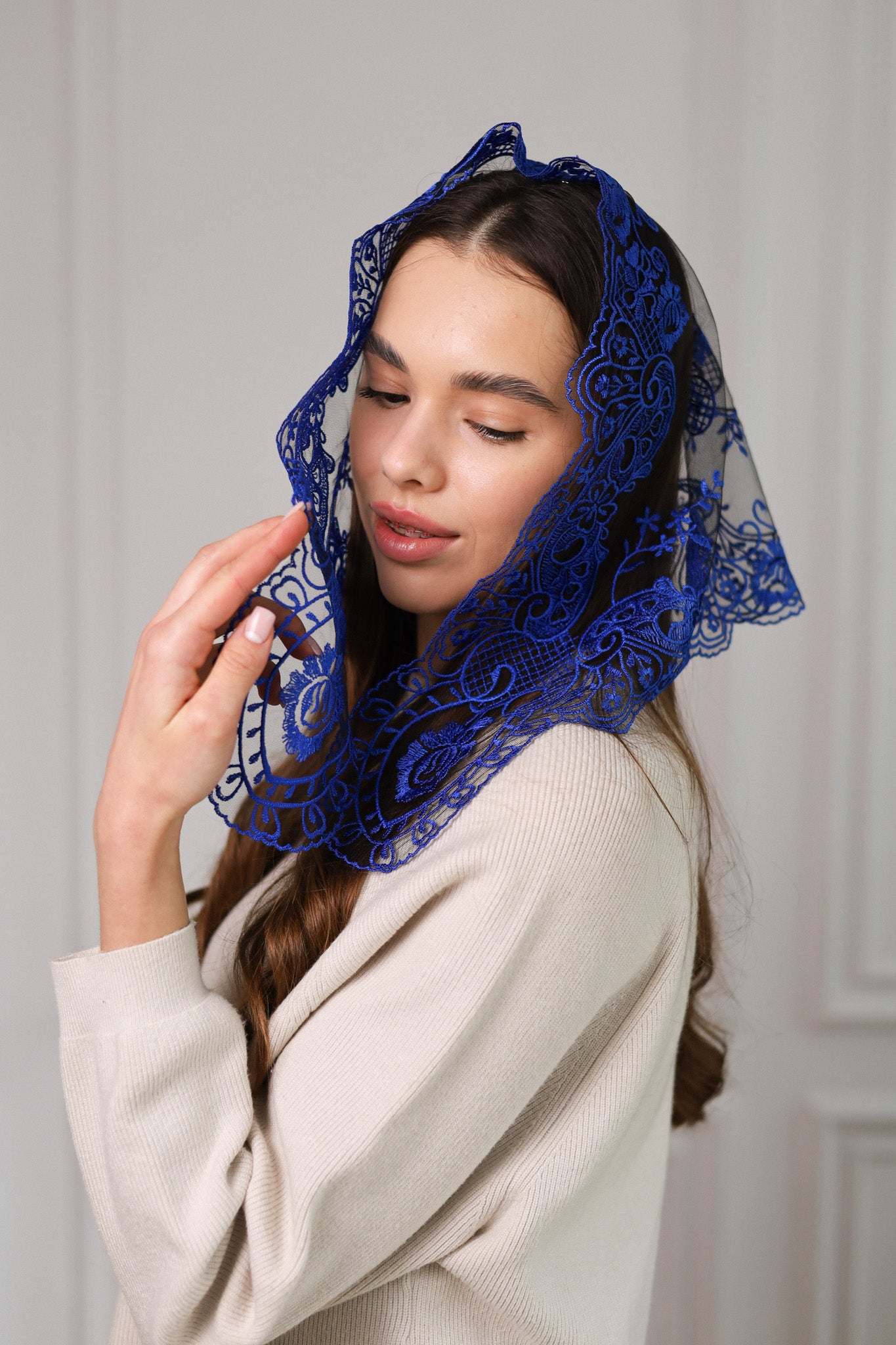SHORT TRIANGLE VEIL - MariaVeils