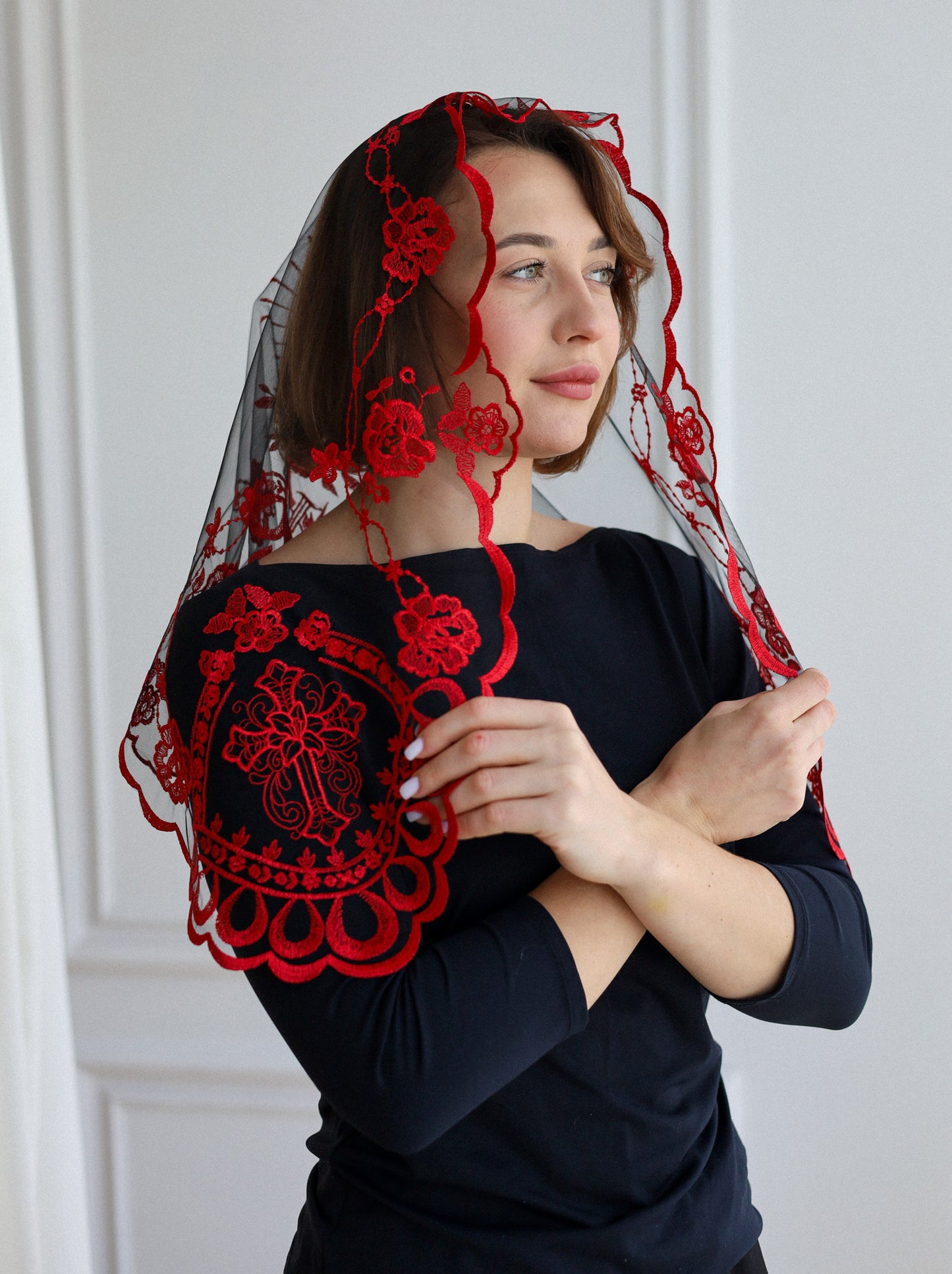SHORT RED VEIL - MariaVeils