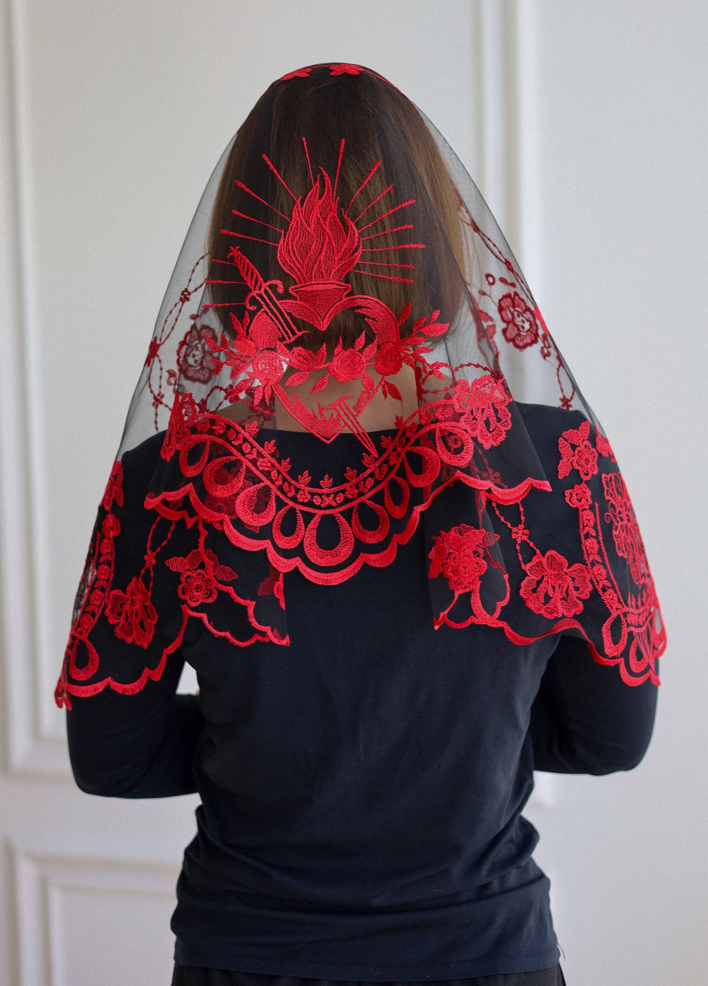 SHORT RED VEIL - MariaVeils