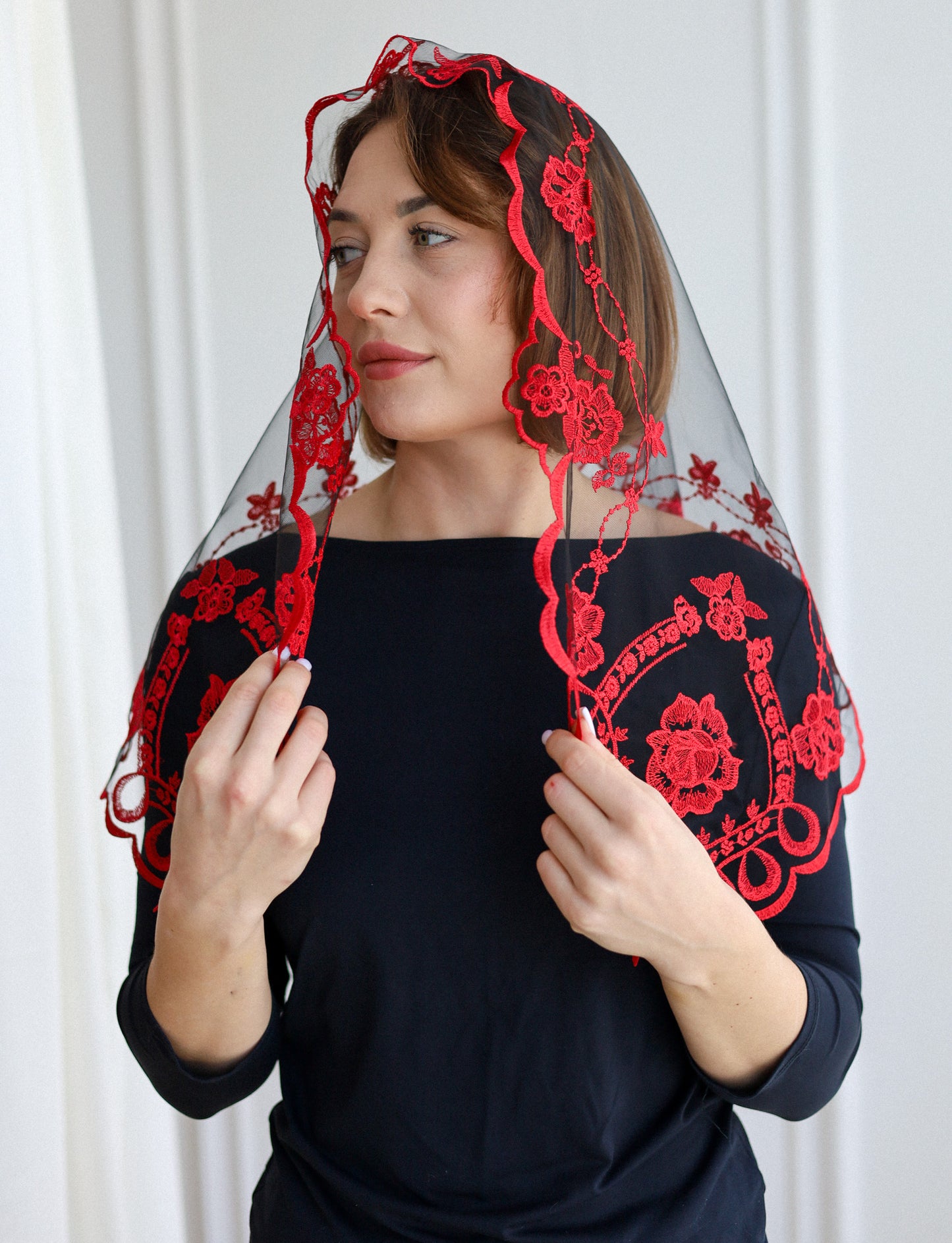 SHORT RED VEIL - MariaVeils