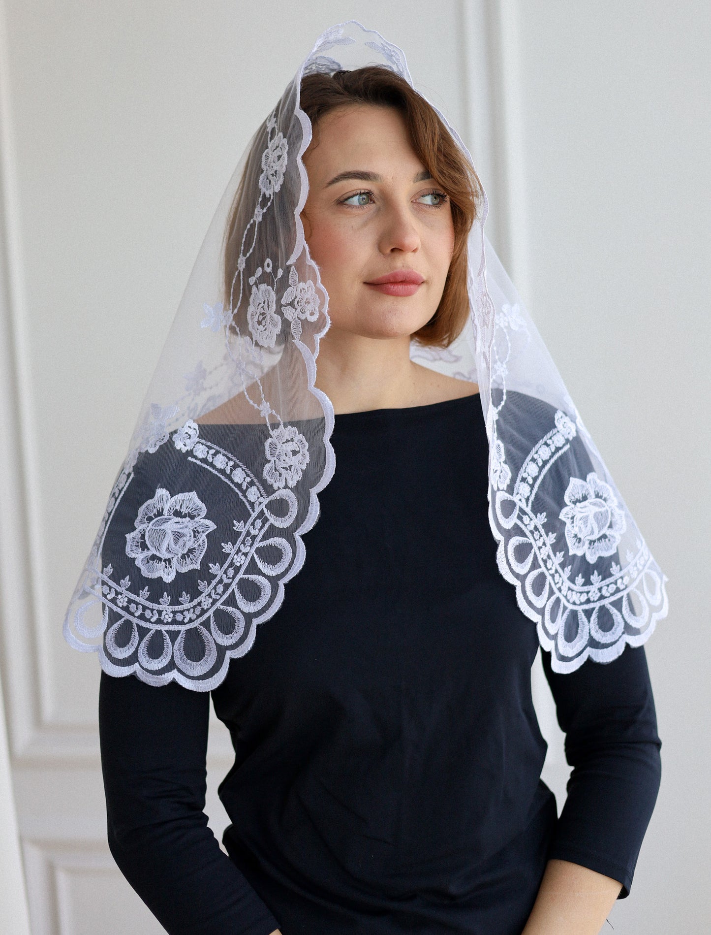 SHORT WHITE VEIL - MariaVeils