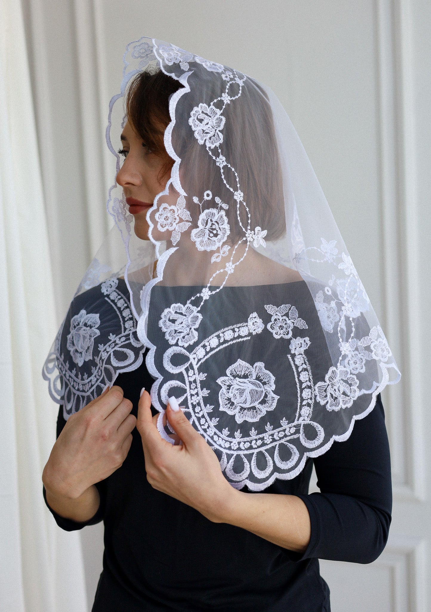 SHORT WHITE VEIL - MariaVeils