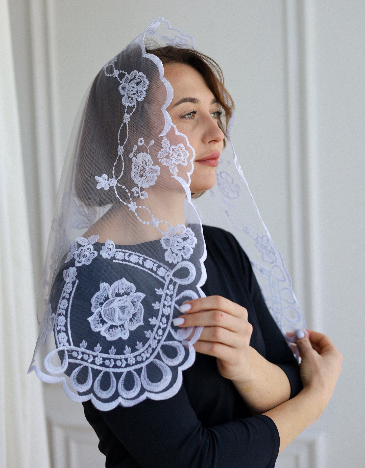SHORT WHITE VEIL - MariaVeils