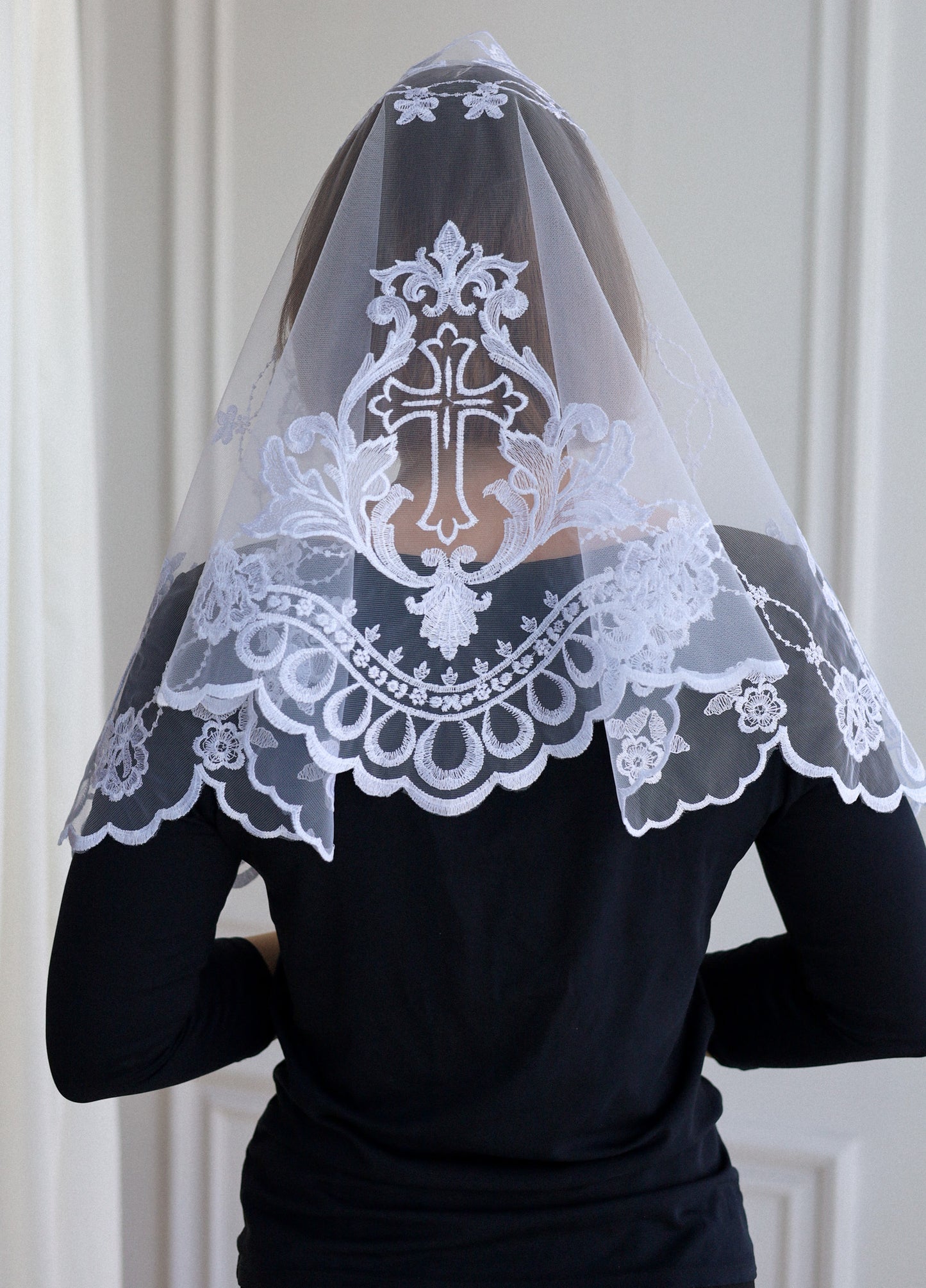SHORT WHITE VEIL - MariaVeils
