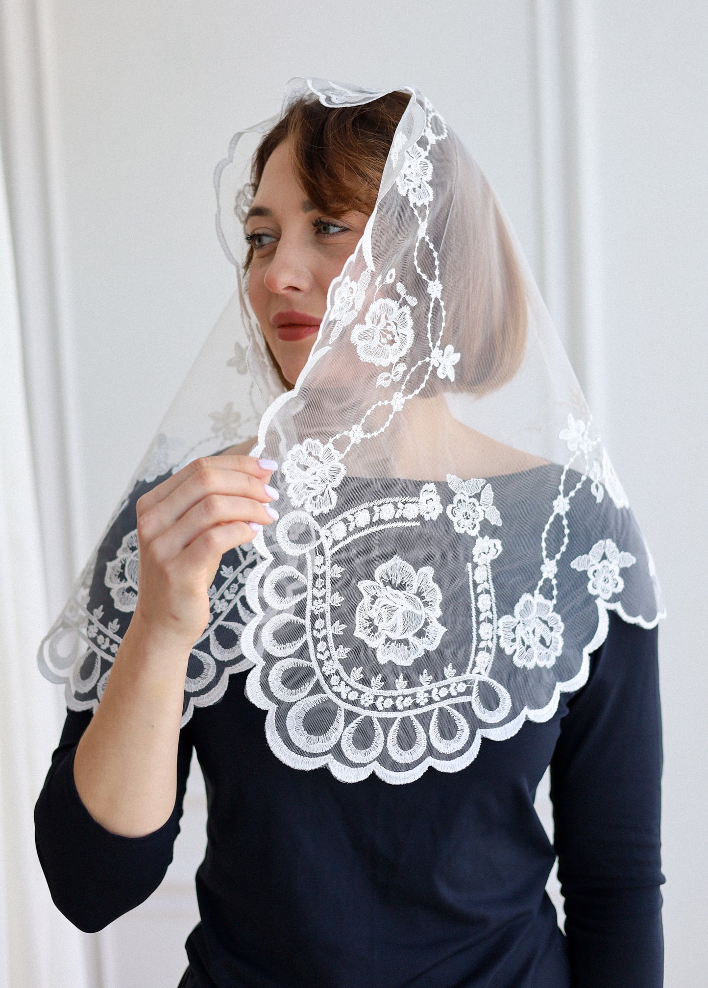 SHORT WHITE VEIL - MariaVeils