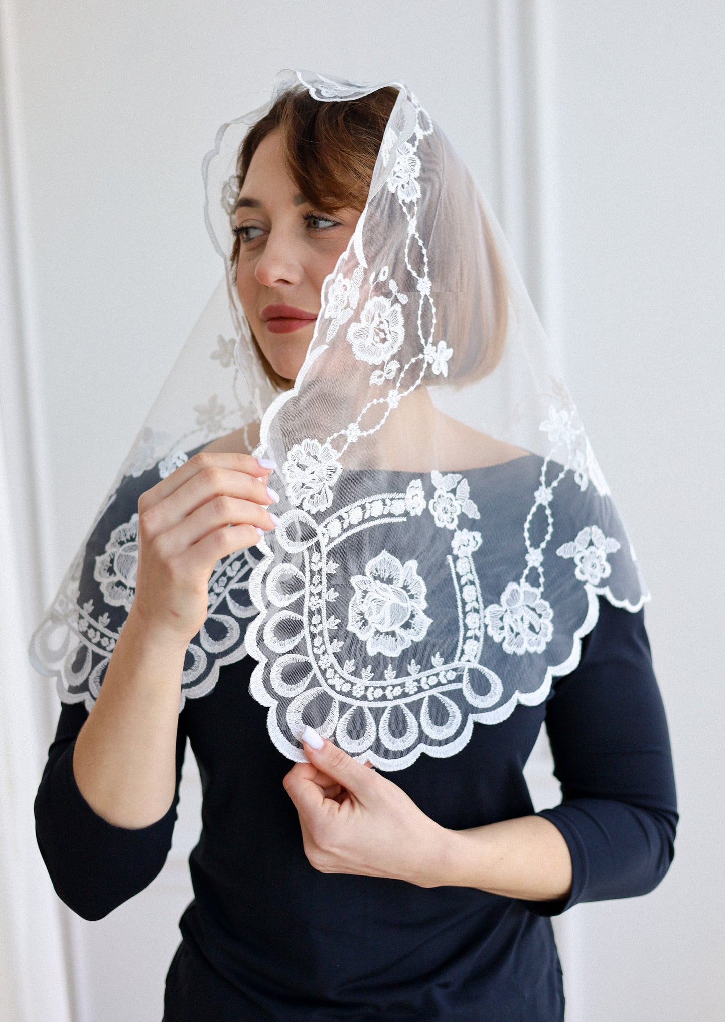 SHORT WHITE VEIL - MariaVeils