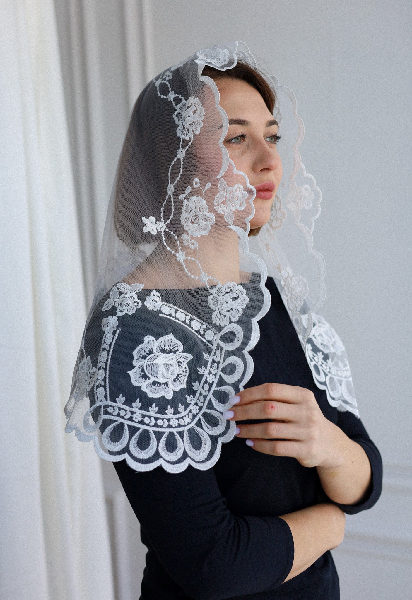 SHORT WHITE VEIL - MariaVeils