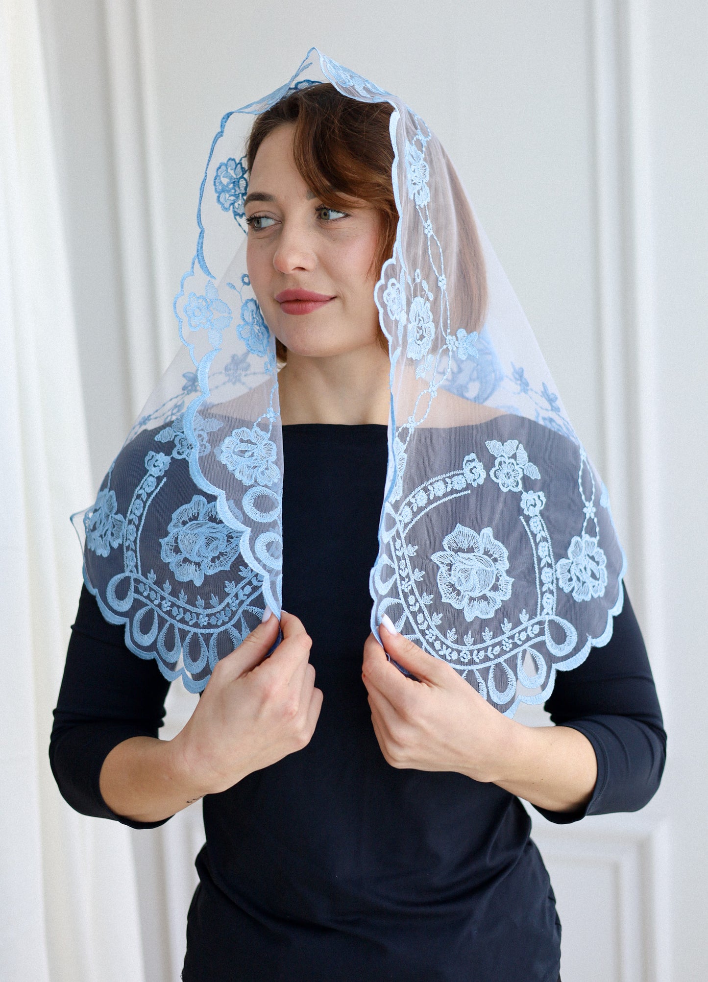 SHORT SKY BLUE VEIL - MariaVeils