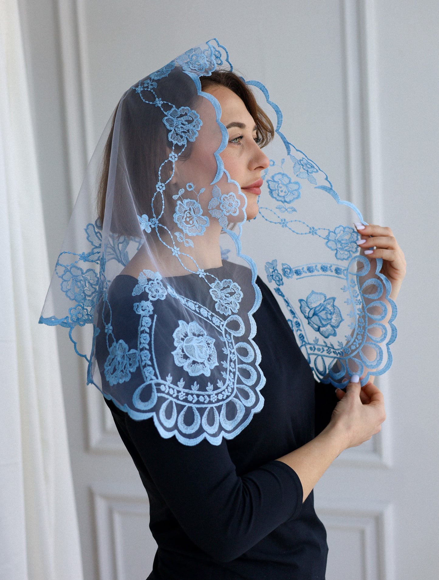 SHORT SKY BLUE VEIL - MariaVeils