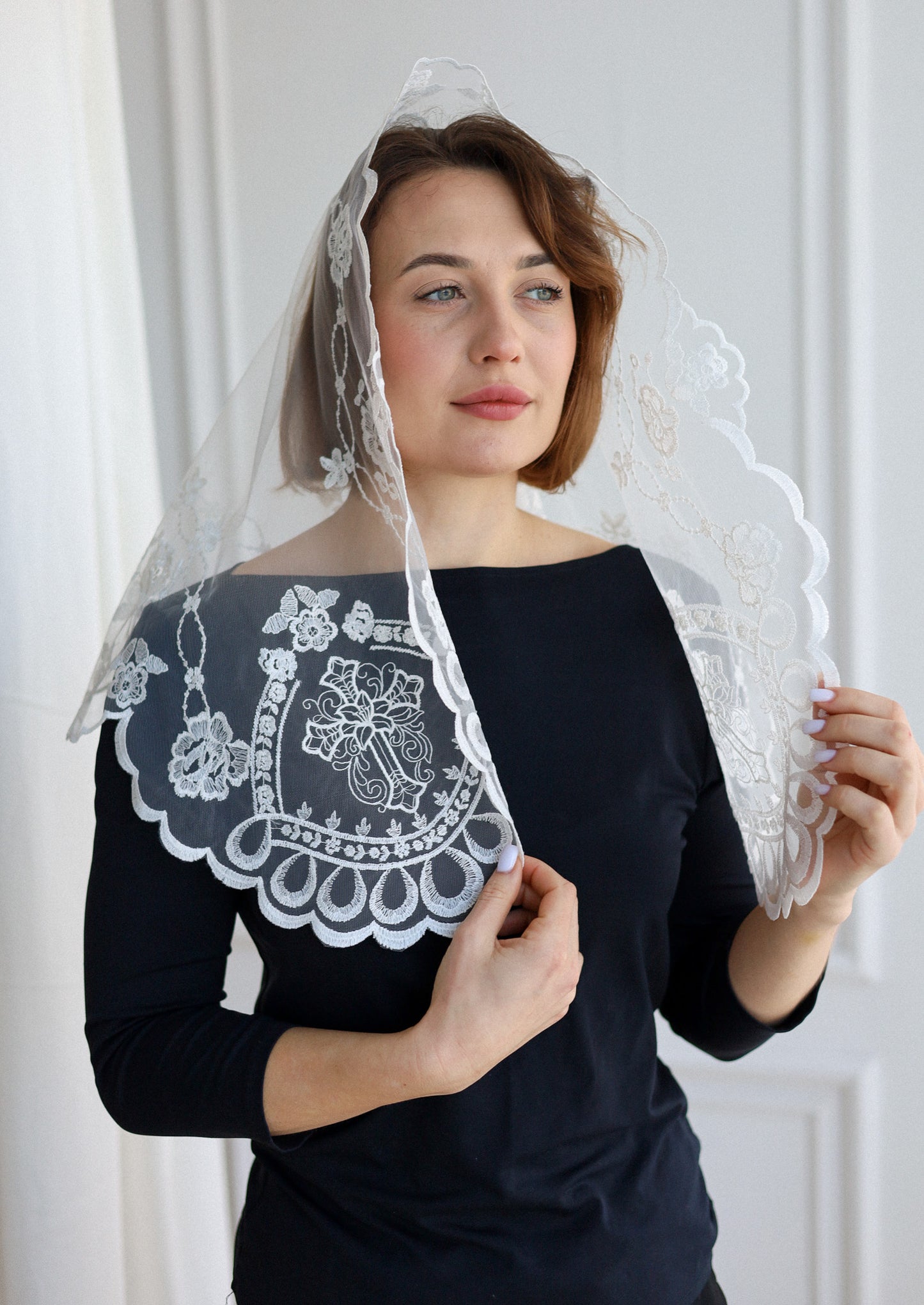 SHORT WHITE VEIL - MariaVeils