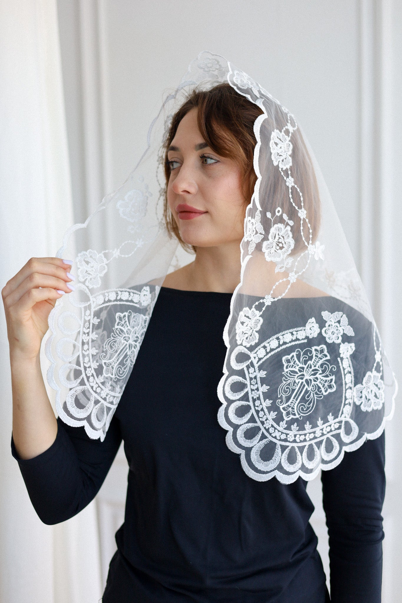 SHORT WHITE VEIL - MariaVeils