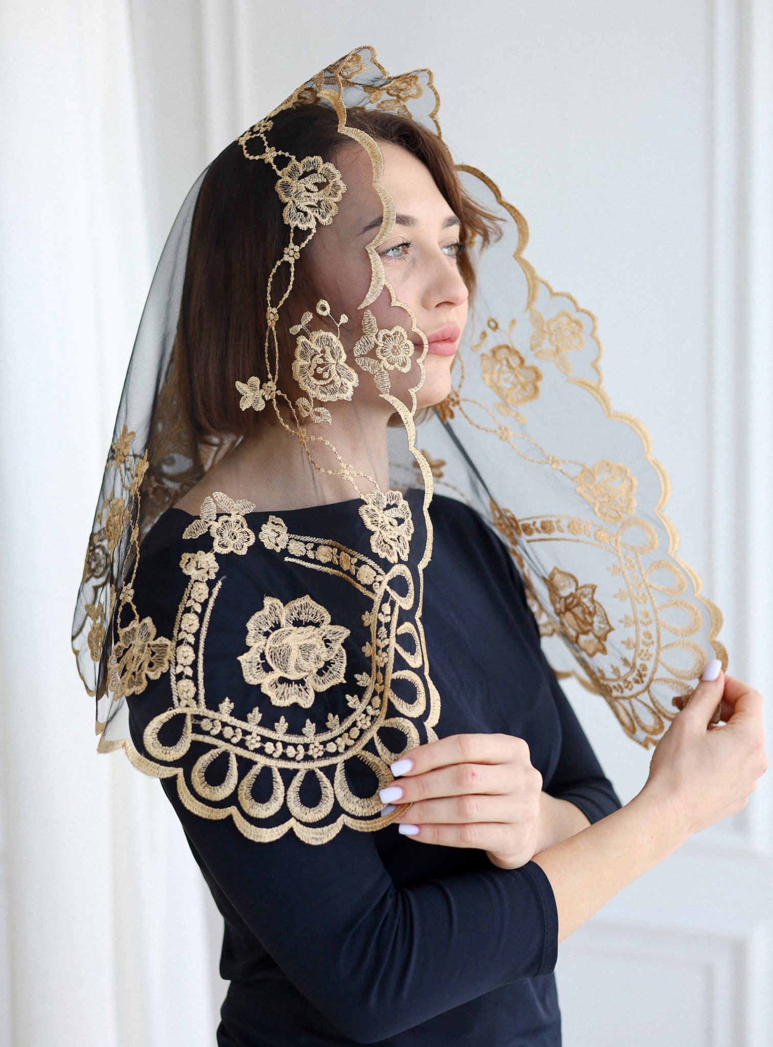 SHORT GOLD VEIL - MariaVeils