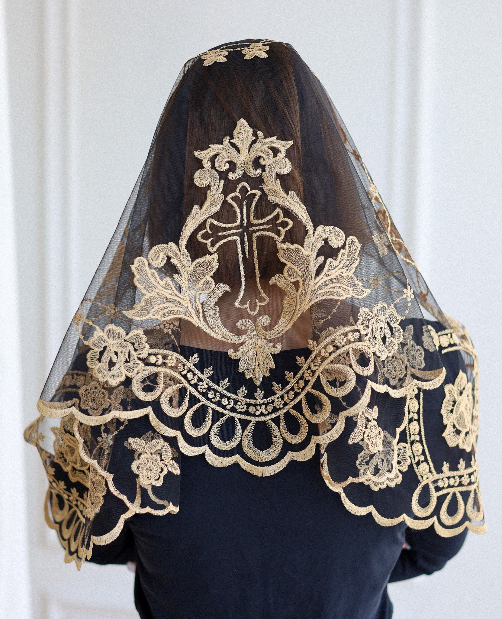 SHORT GOLD VEIL - MariaVeils