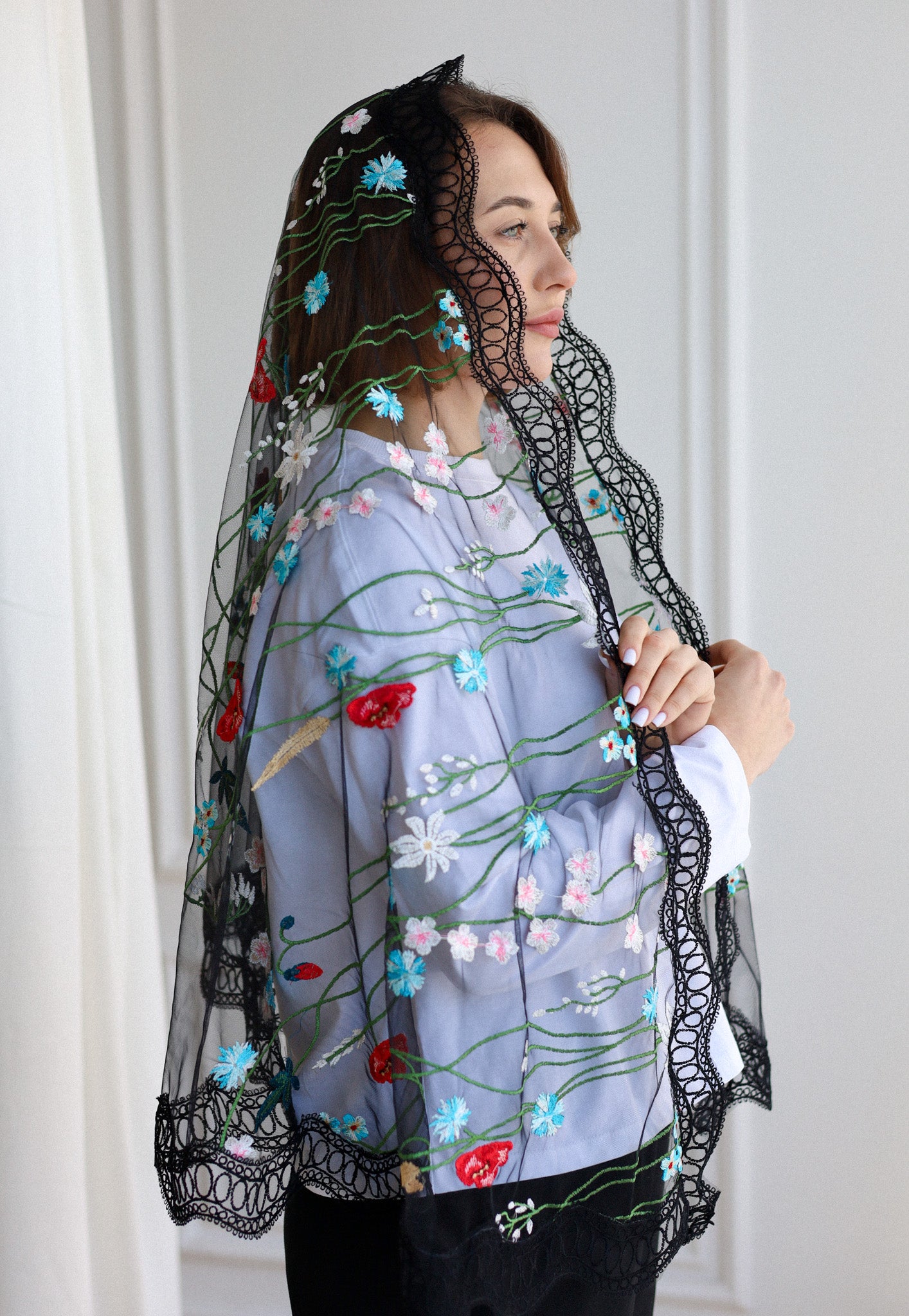 EXTRA LONG BLACK VEIL - MariaVeils