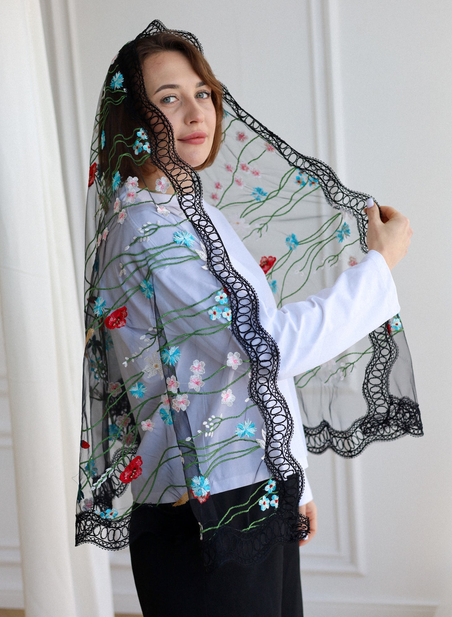 EXTRA LONG BLACK VEIL - MariaVeils