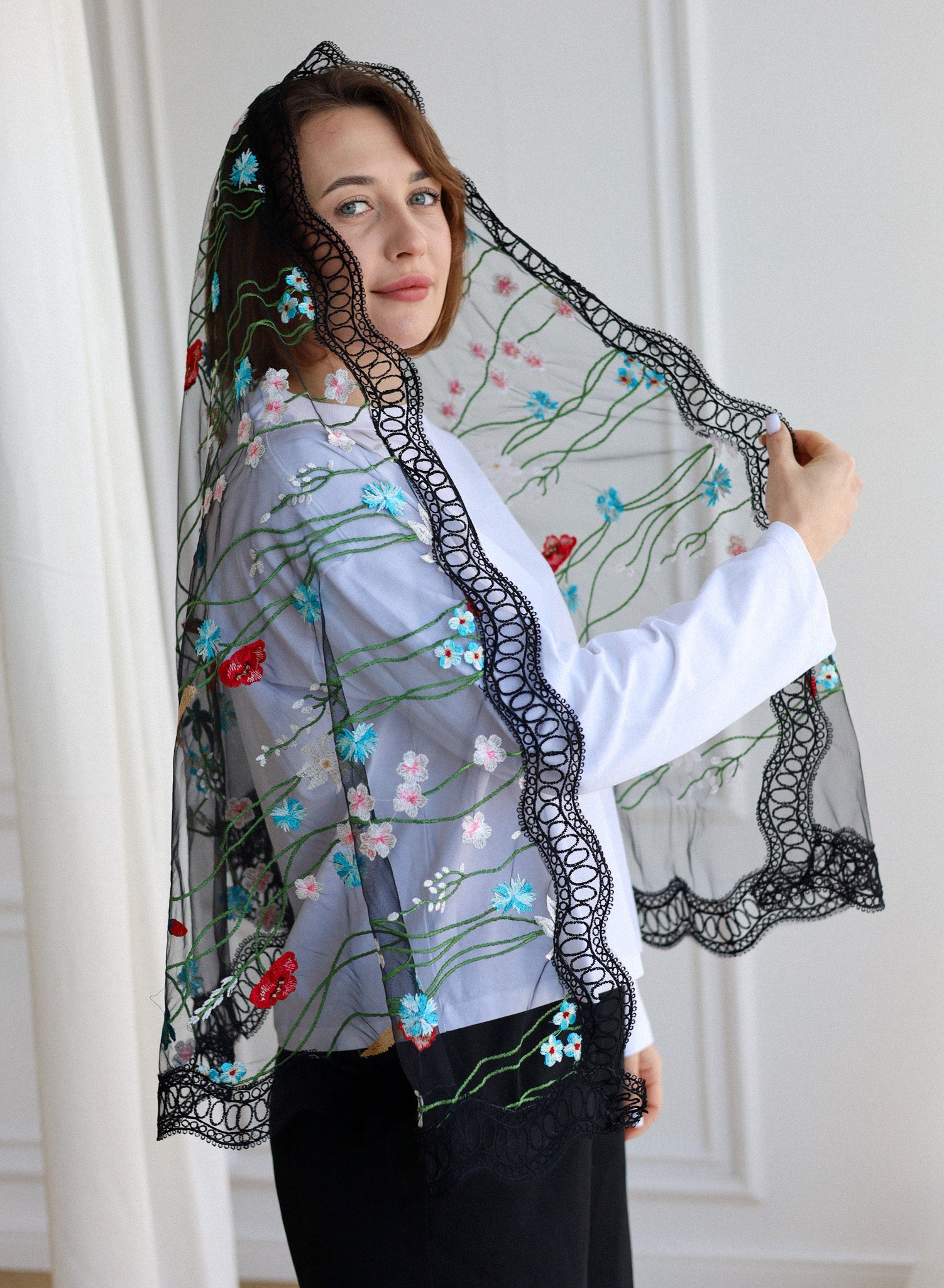 EXTRA LONG BLACK VEIL - MariaVeils