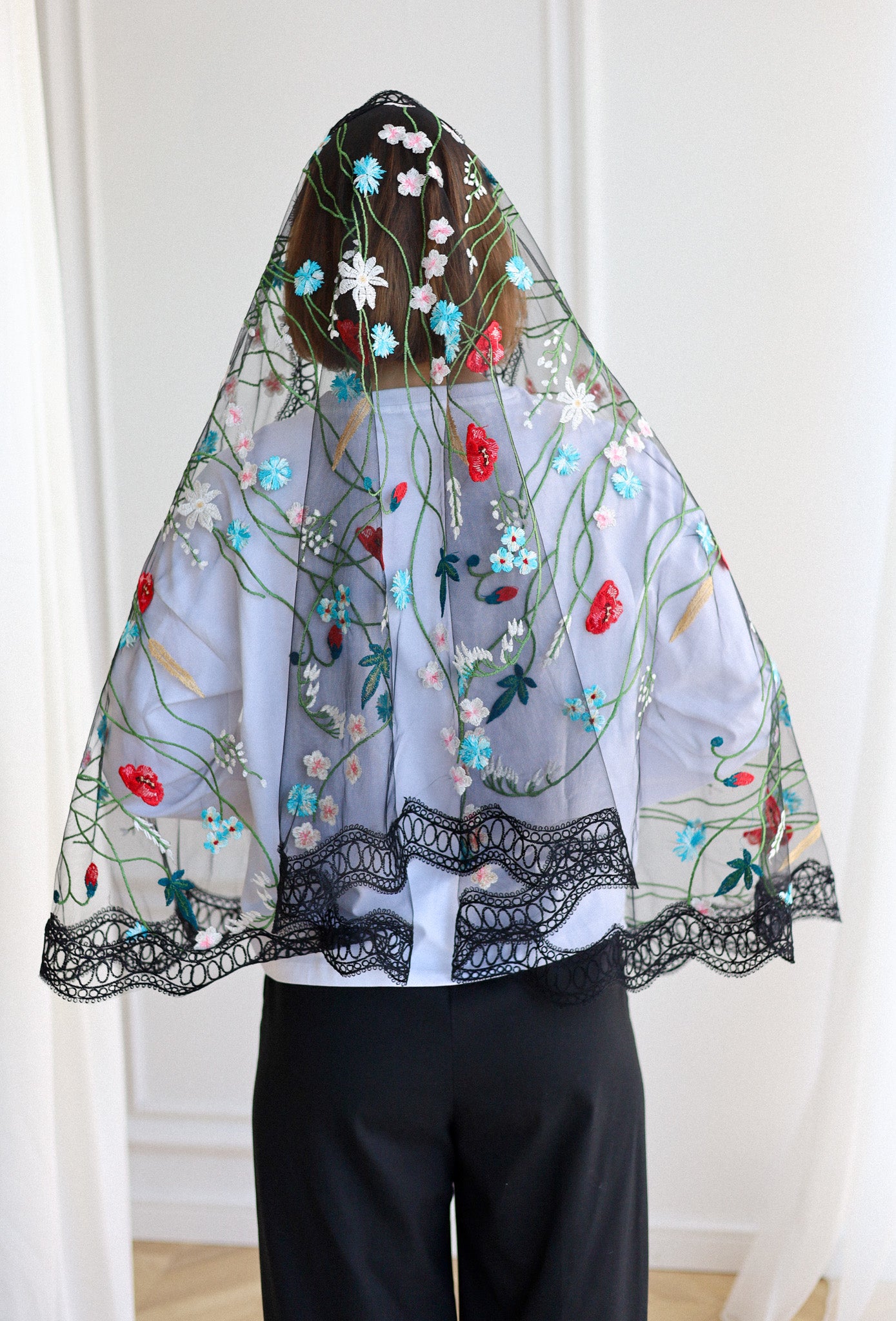 EXTRA LONG BLACK VEIL - MariaVeils