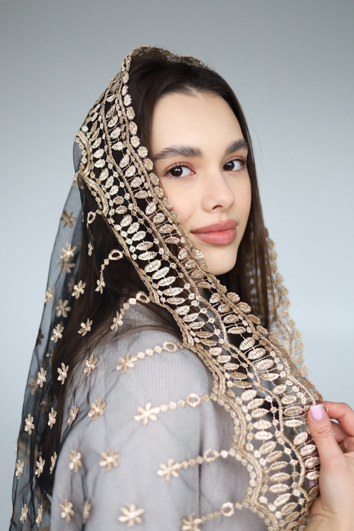 GOLD & BLACK LONG VEIL - MariaVeils