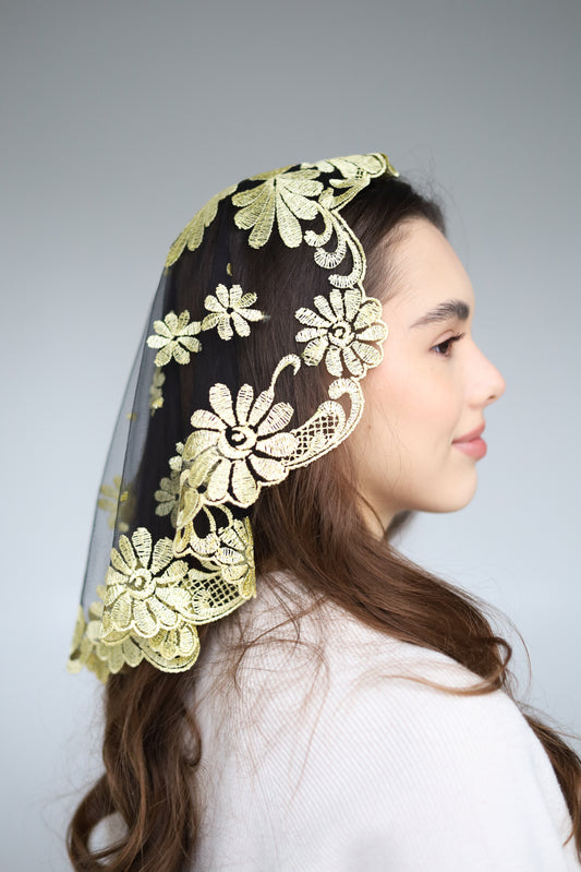 SHORT YELLOW VEIL