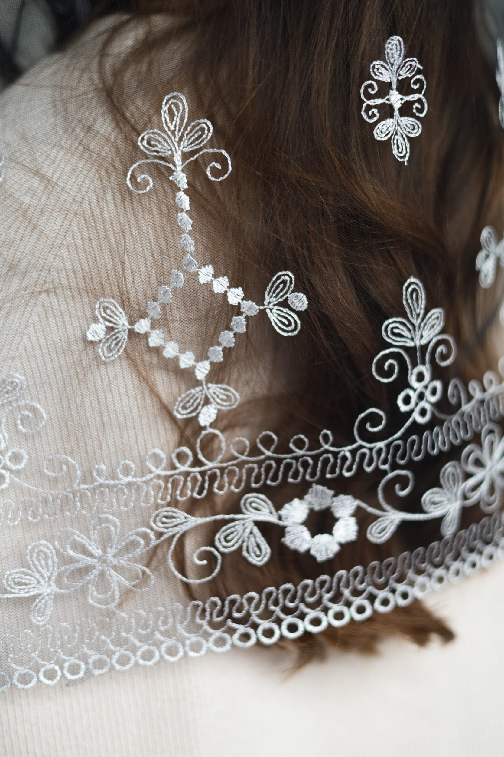 GREY INFINITY MANTILLA - MariaVeils