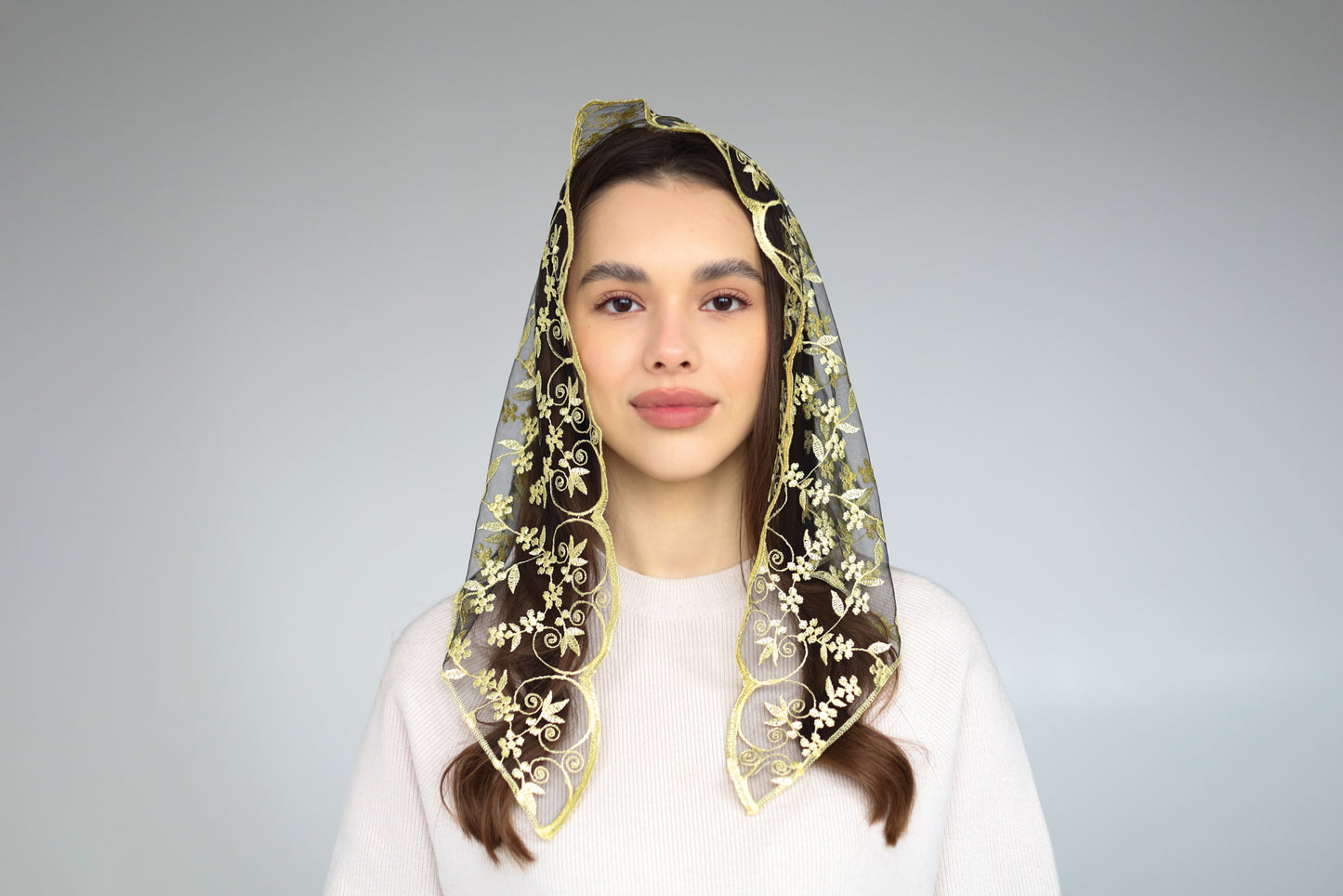 YELLOW TRIANGLE VEIL