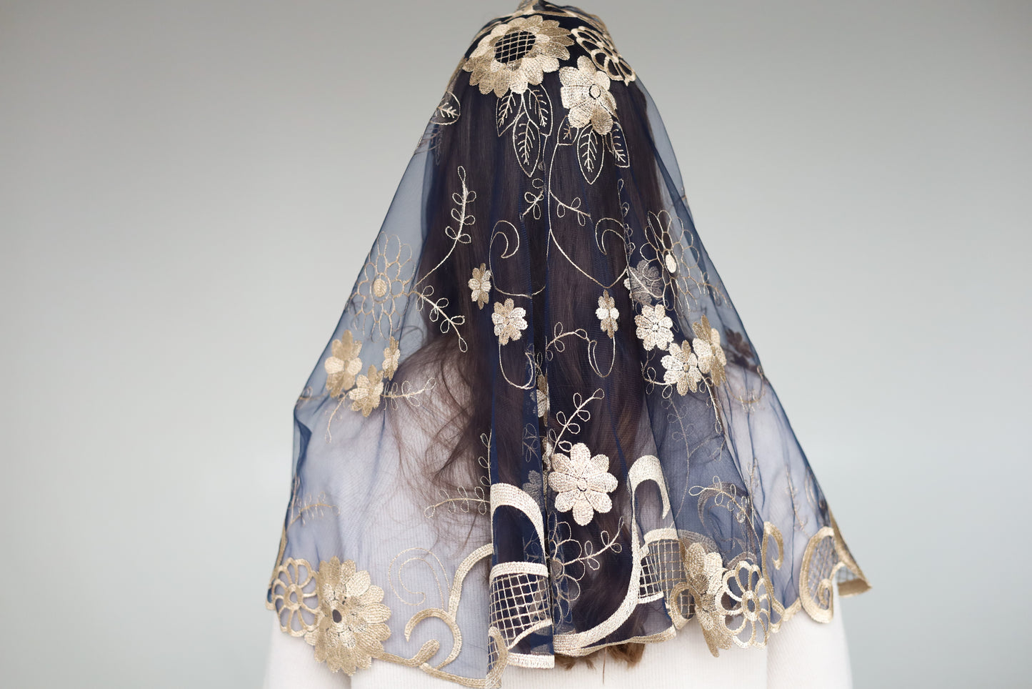 GOLD & BLUE LONG VEIL