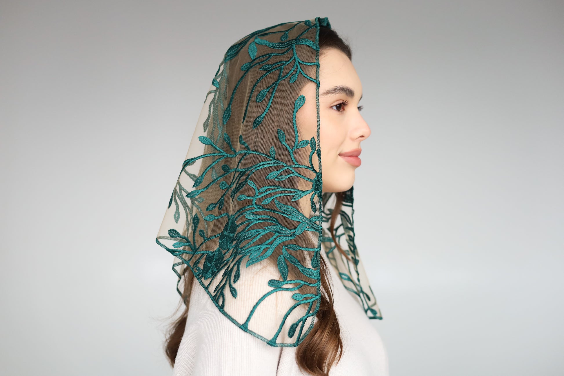 GREEN TRIANGLE VEIL - MariaVeils