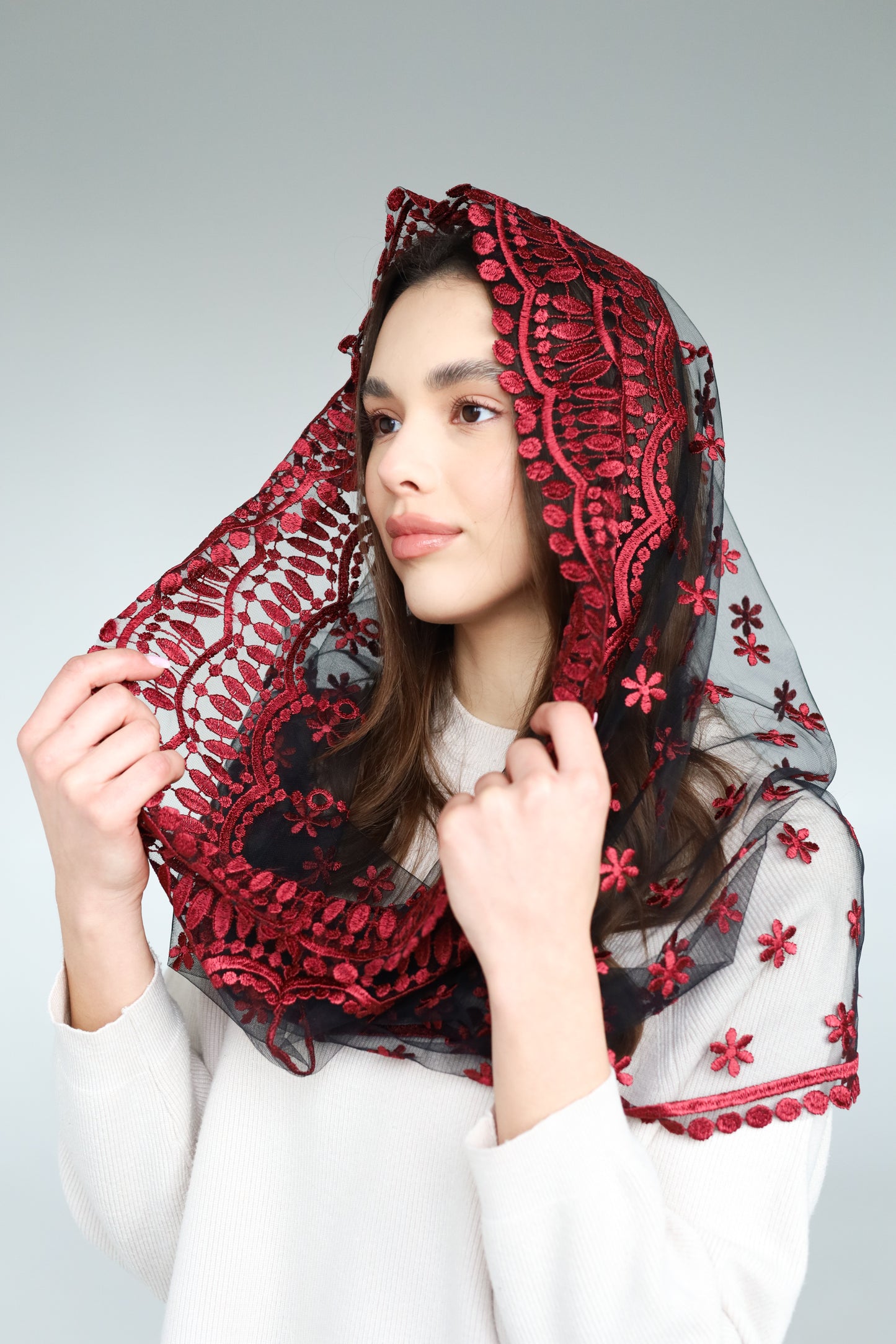INIFNITY RED MANTILLA