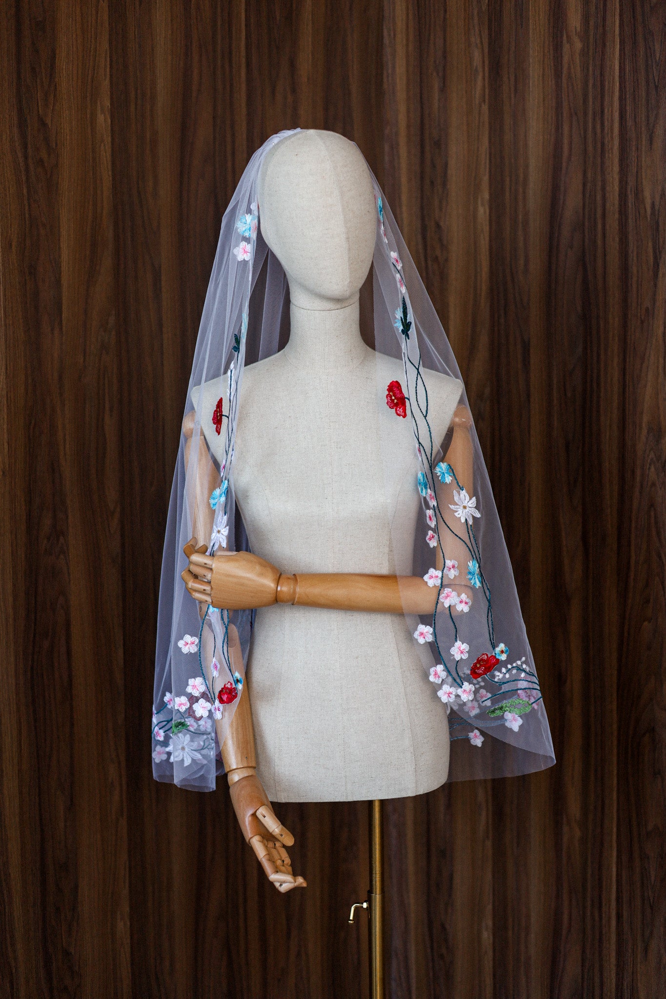 MIA WEDDING VEIL - MariaVeils