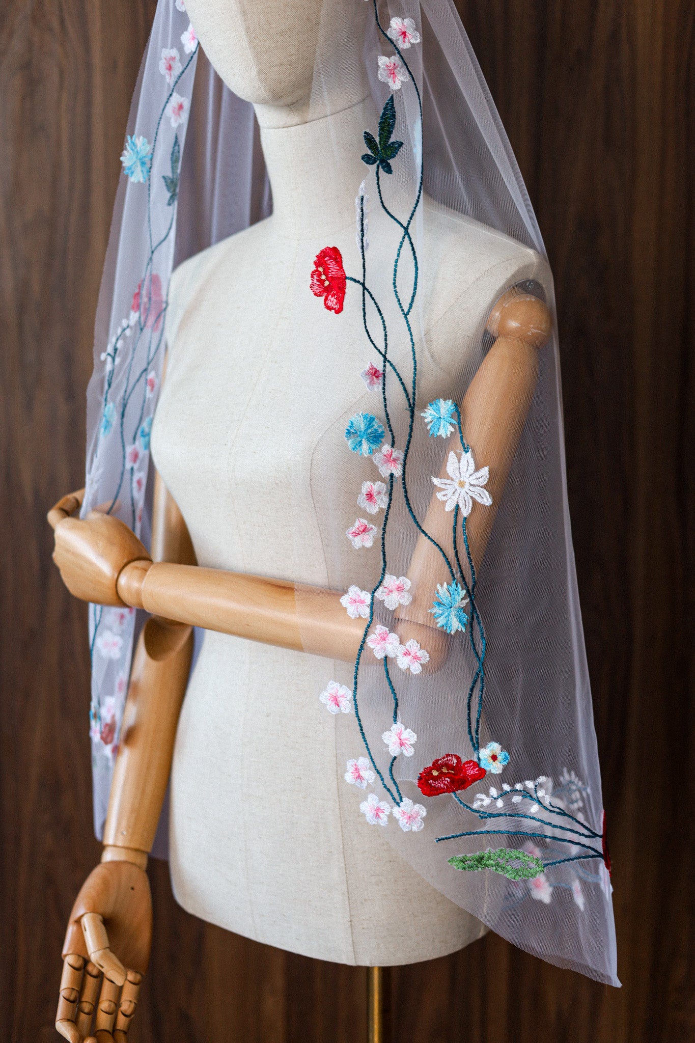 MIA WEDDING VEIL - MariaVeils