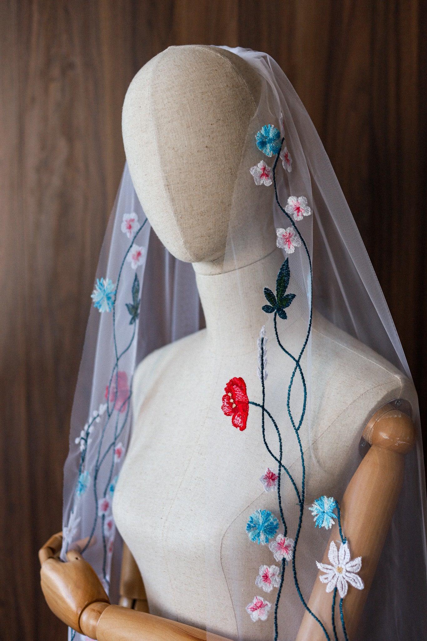 MIA WEDDING VEIL - MariaVeils