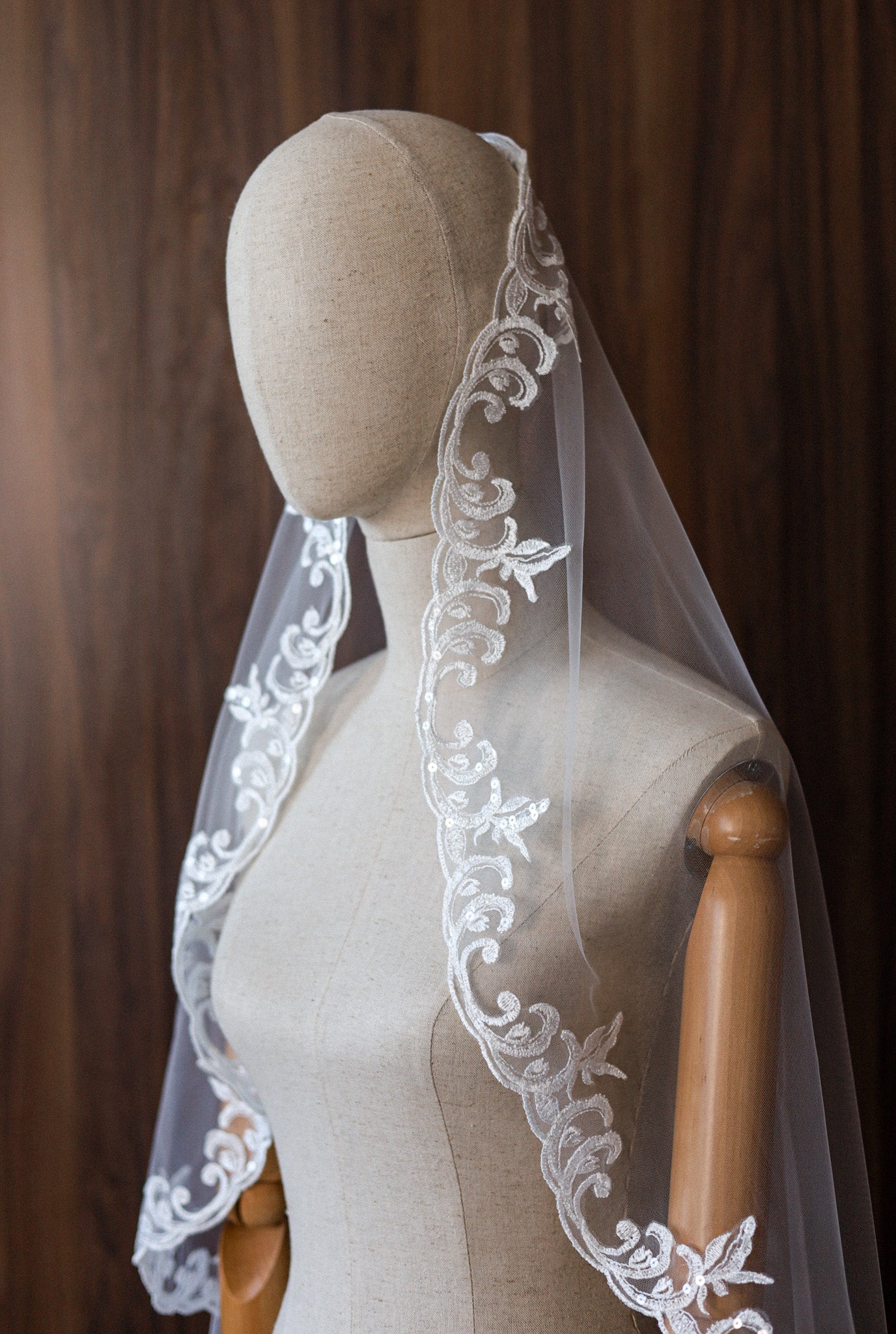 ADRIANA WEDDING VEIL - MariaVeils